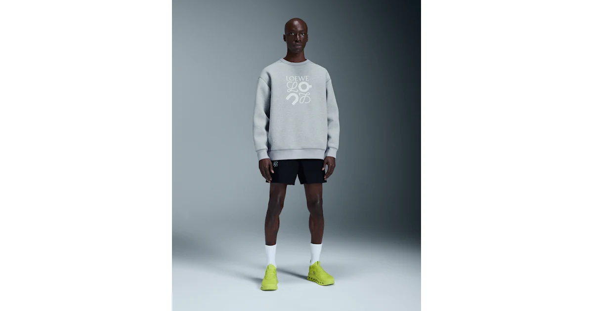 大人気【ロエベ×オン】テクニカルジャージー スウェットシャツ 大人気【ロエベ×オン】テクニカルジャージー スウェットシャツ