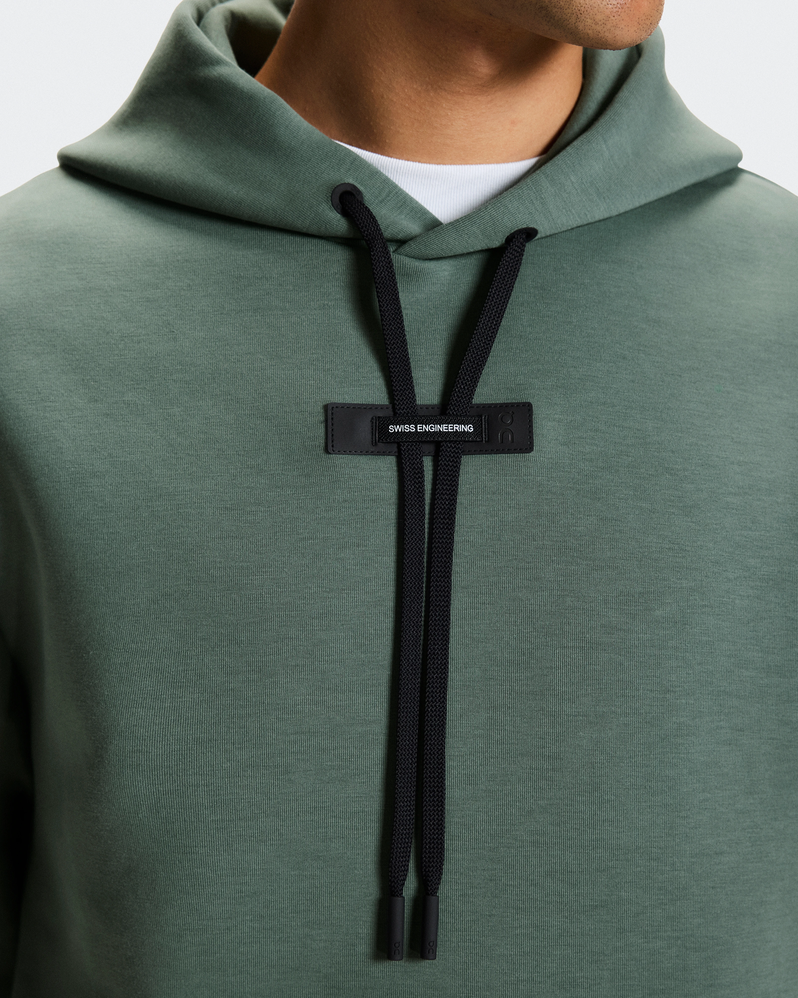 On Focus Tech Hoodie Olive Herren Hoodies & Sweatshirts