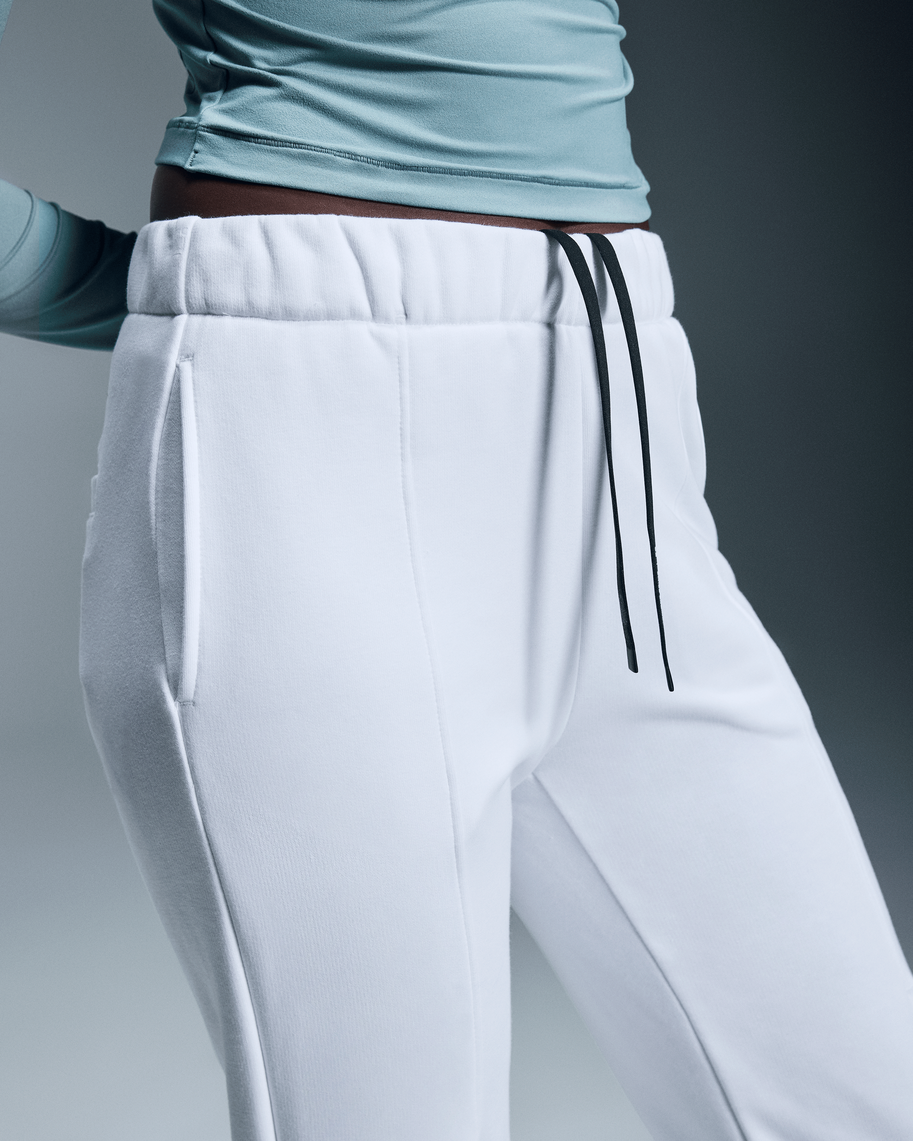 Club PantsWomen / White / M