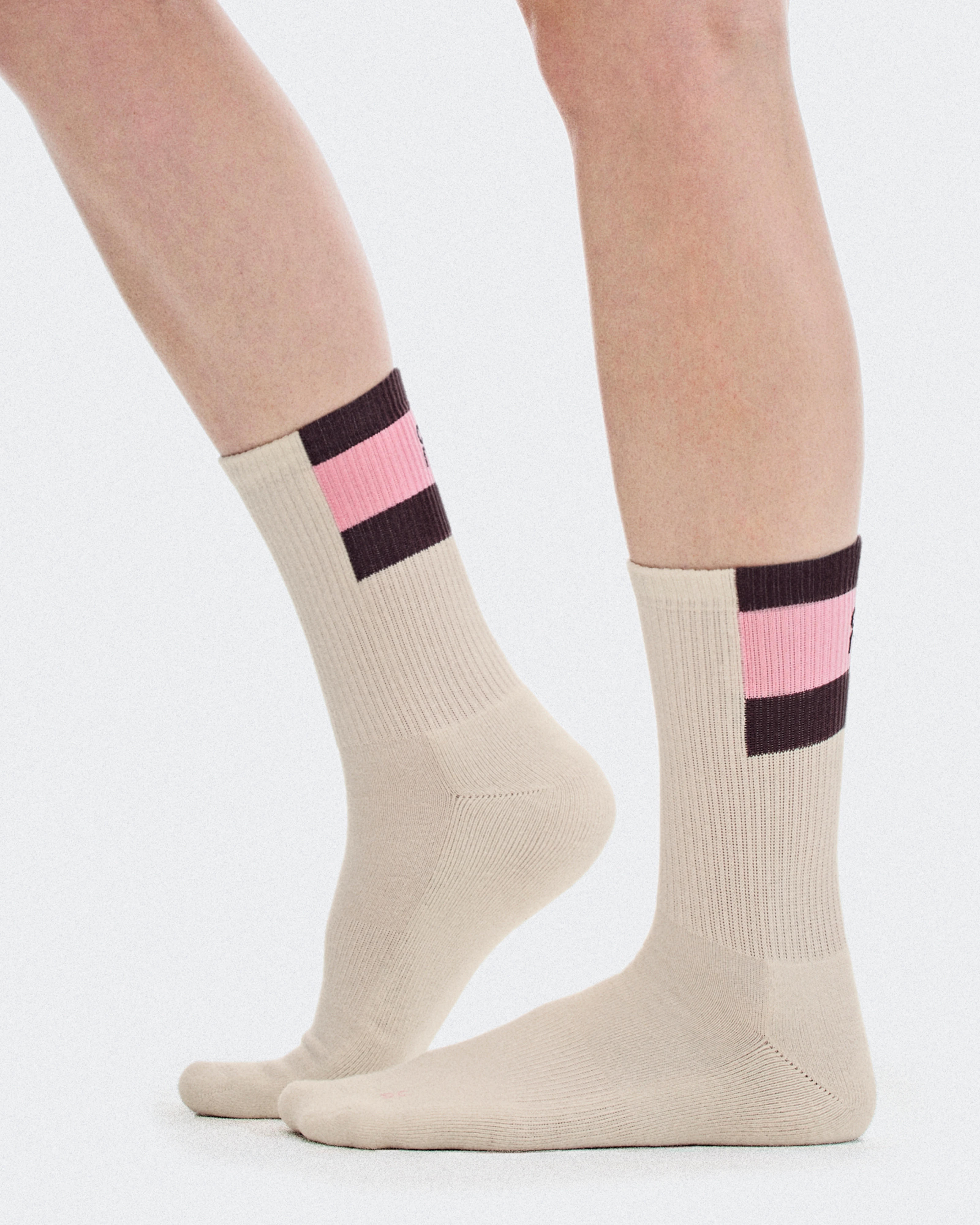 On Courtside Sock High 2P Ivory & Mulberry Unisex Socks