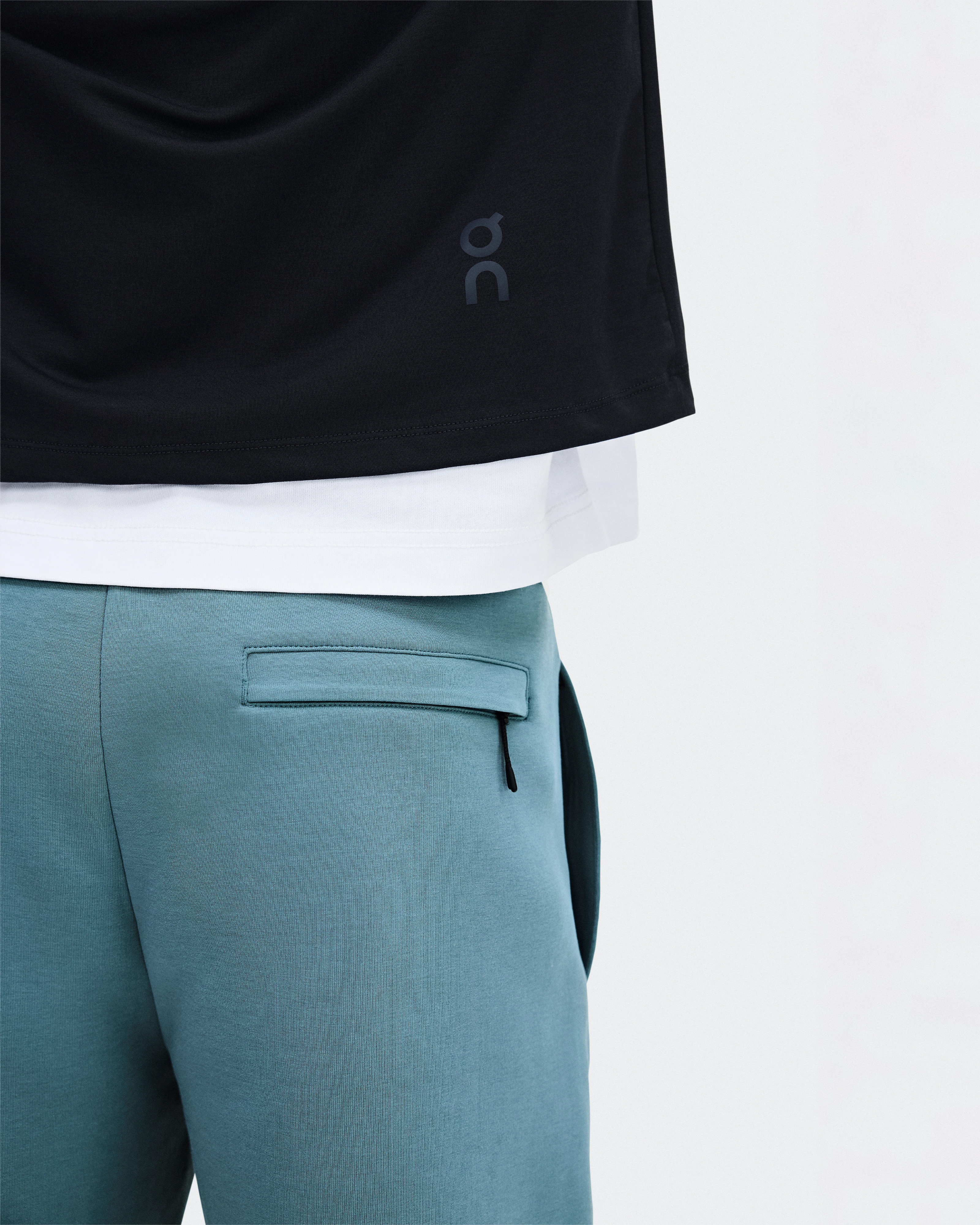 On Focus Tech Shorts Agave Men Shorts