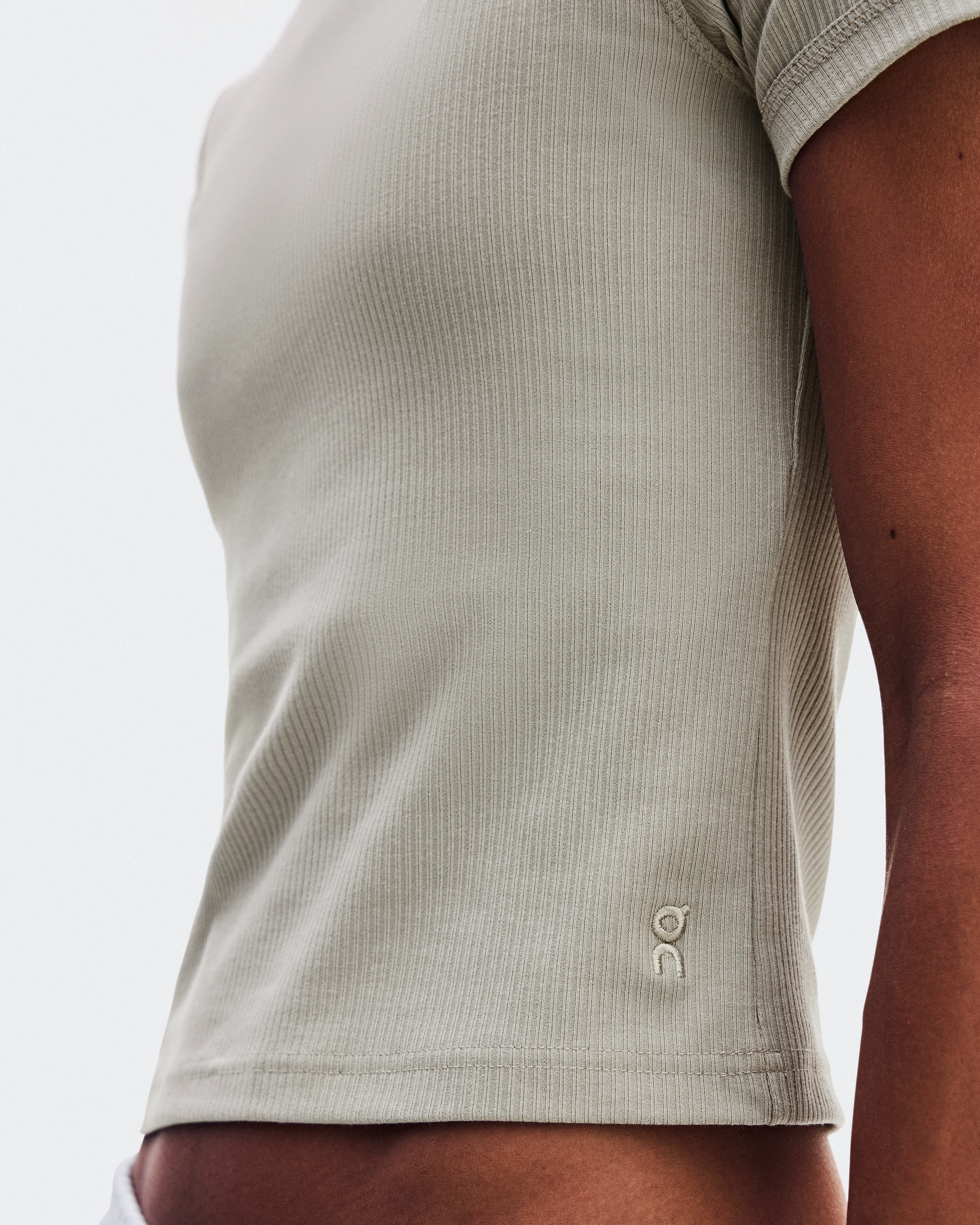 On All-Day Ribbed T-Shirt Brume Feminino Partes de cima e camisetas