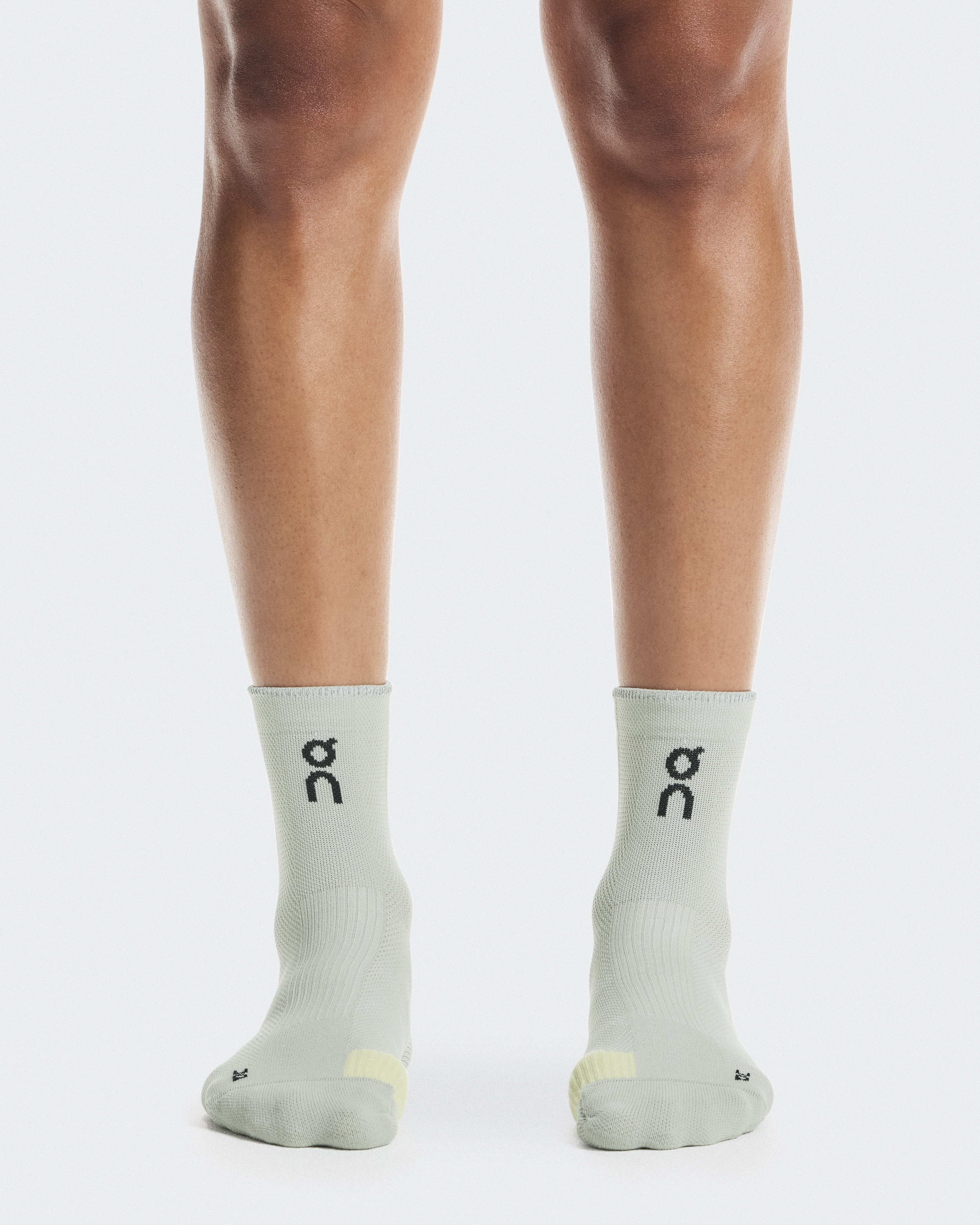 Performance Run Sock Mid in Tin/Lemonade