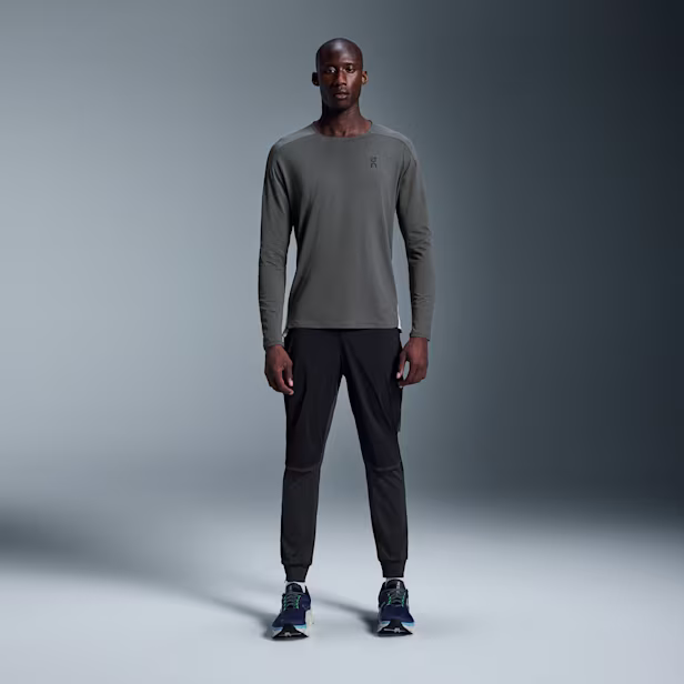 Weather Pants in Black