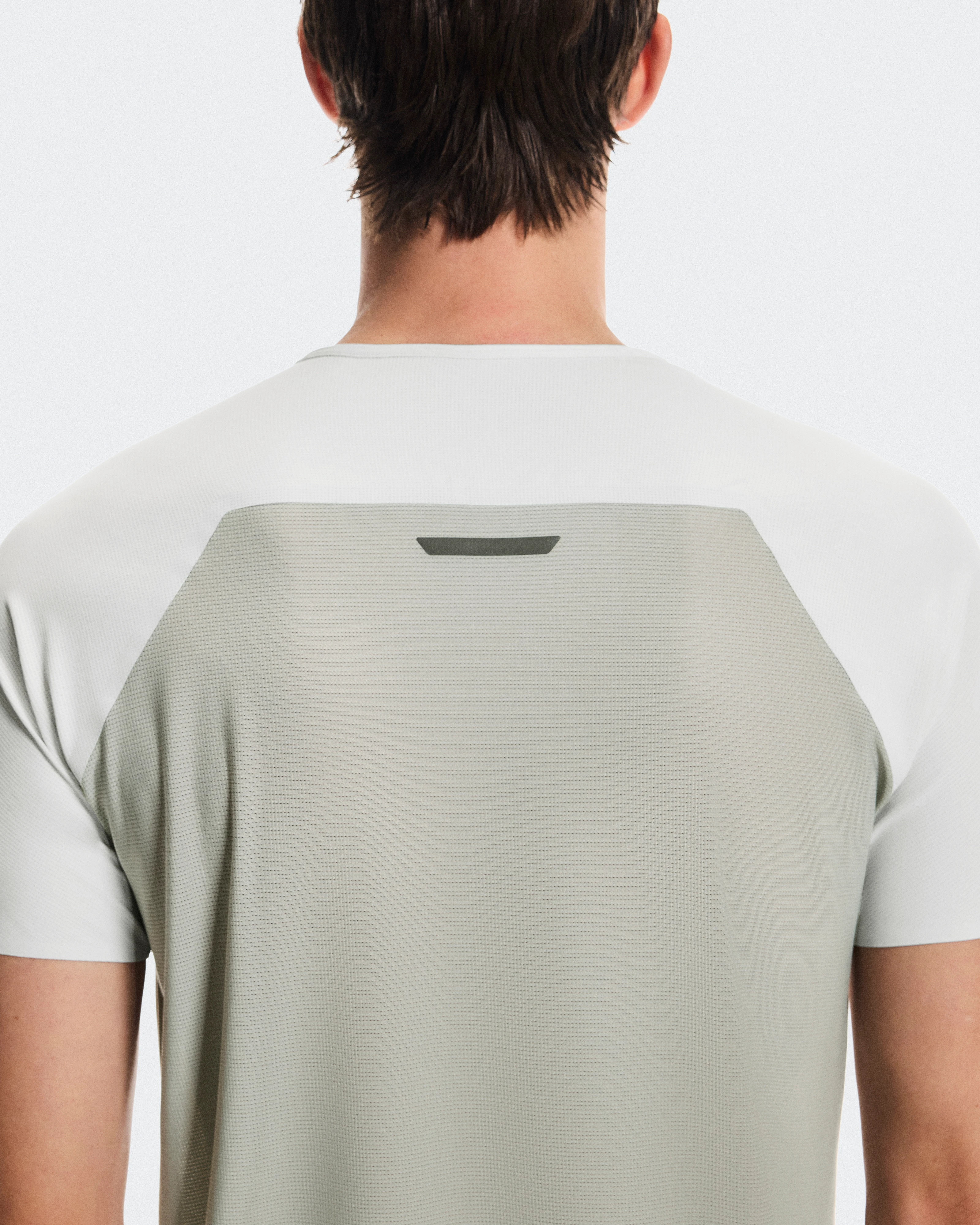 On Performance-T Iceberg & Tin メンズ トップス&Tシャツ