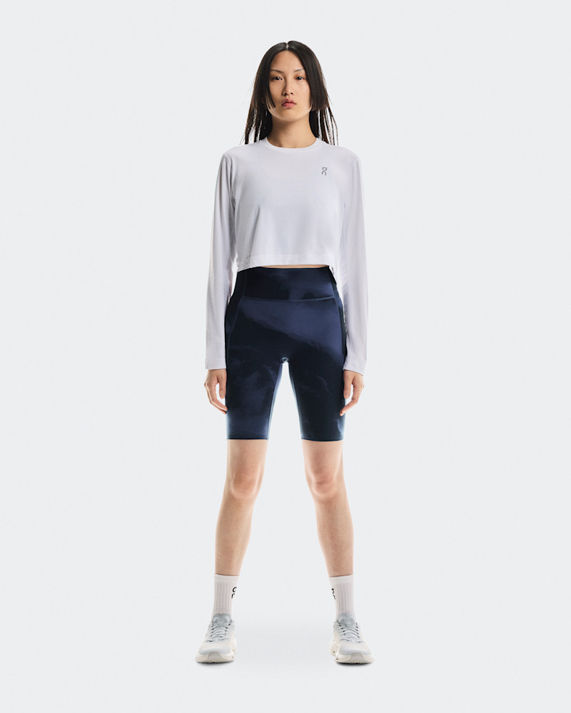 On Women's Studio Tights Short in Acai/Navy, Size: XL, Polyester