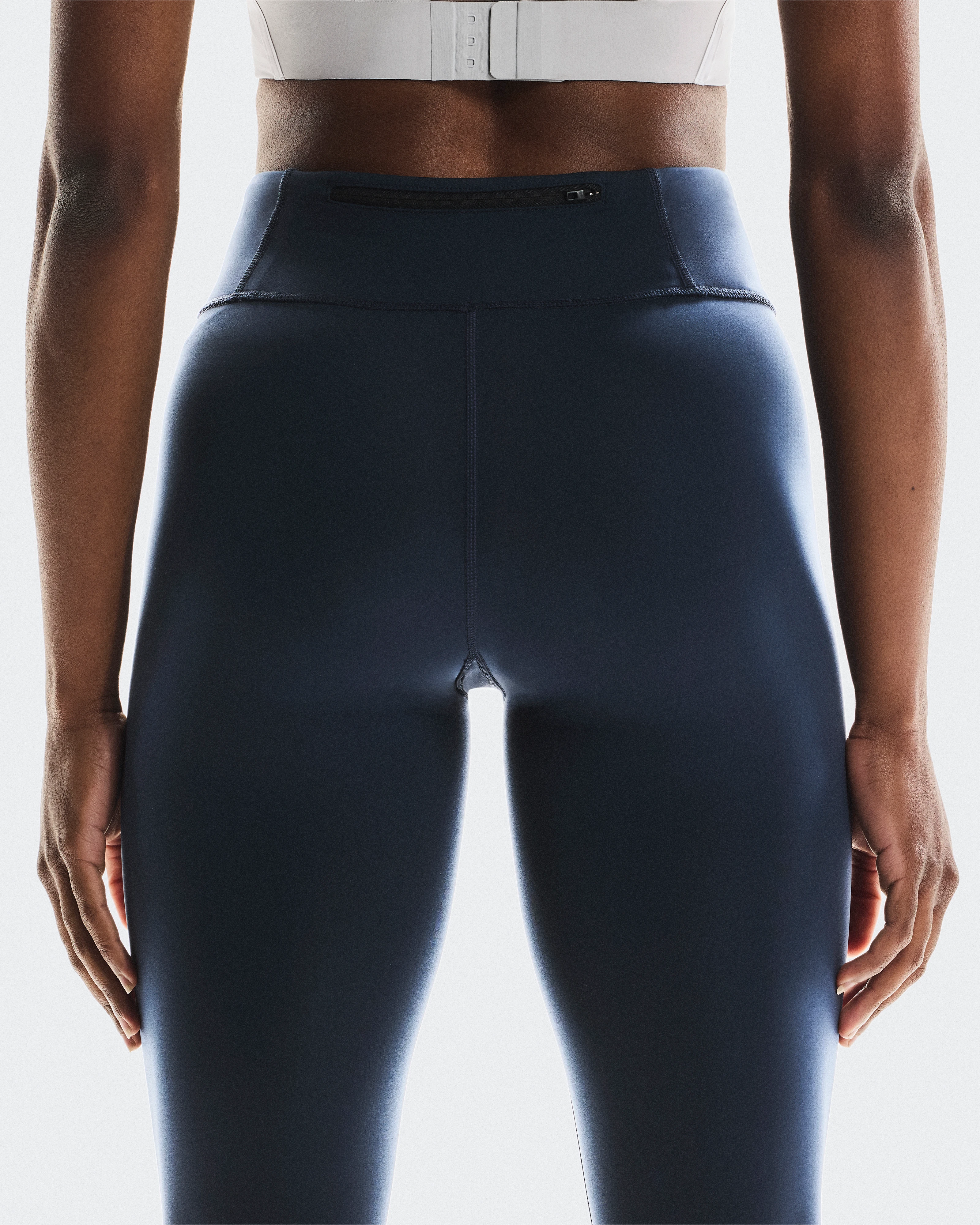 On Core Tights Navy Women Tights