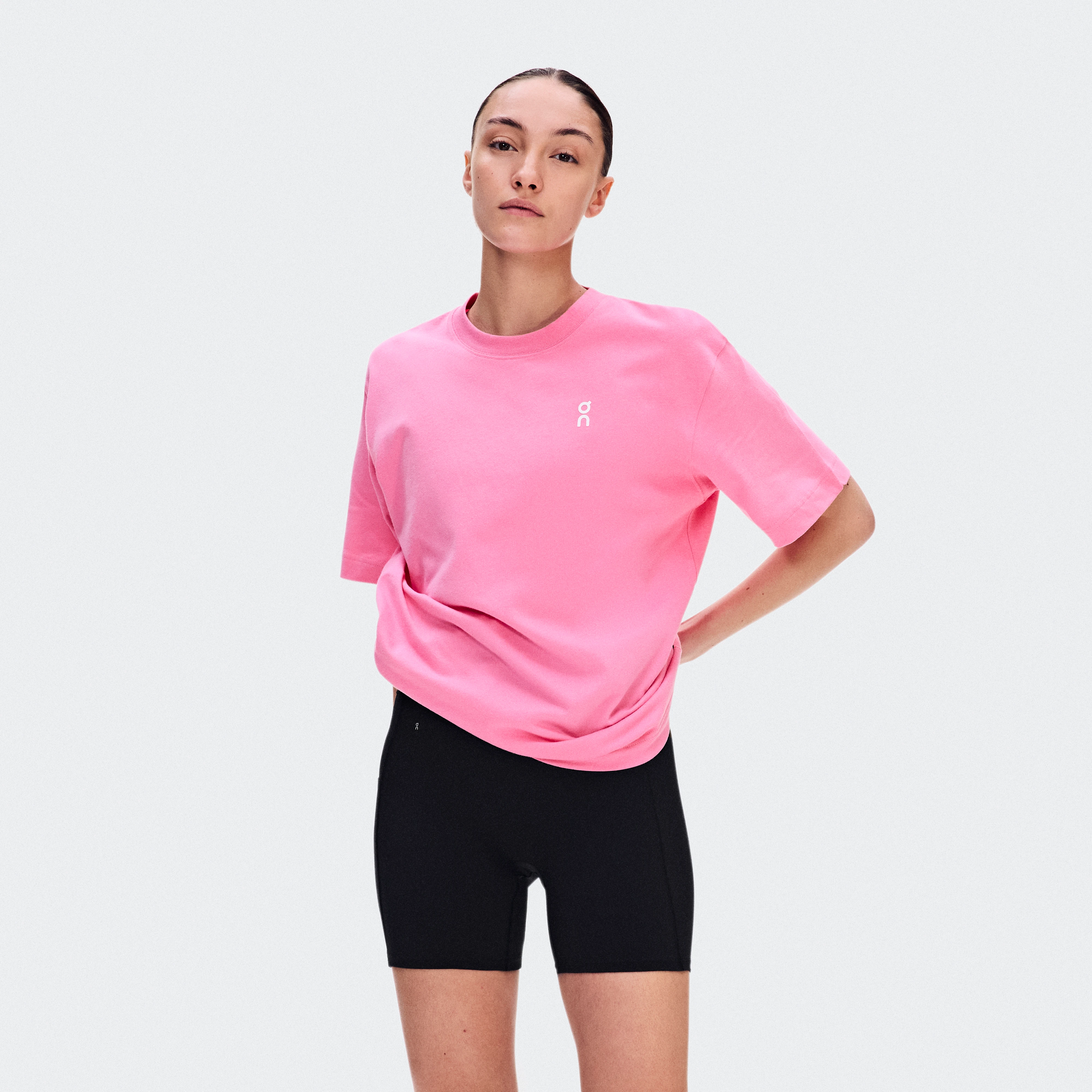 On Club-T Bubblegum Women – Travel, recovery, all-day wear Tops and t-shirts