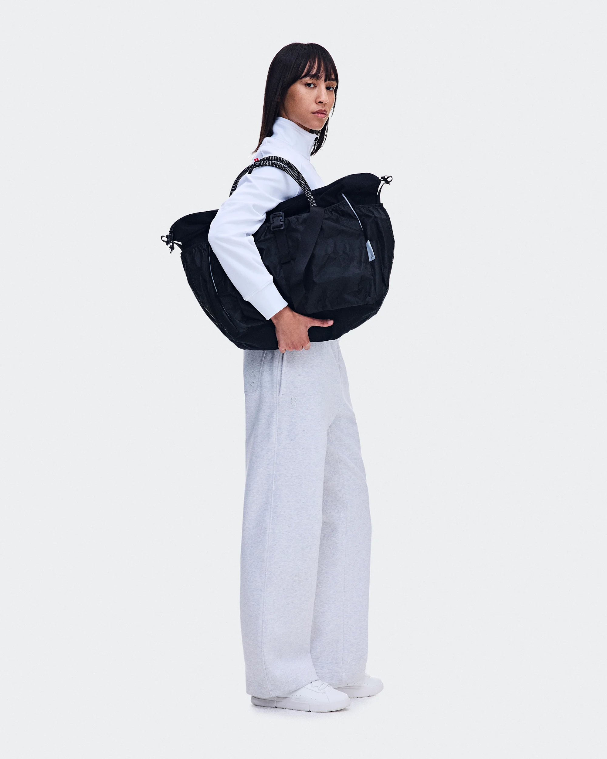 Court Pack 40L Black - thumbnail 3