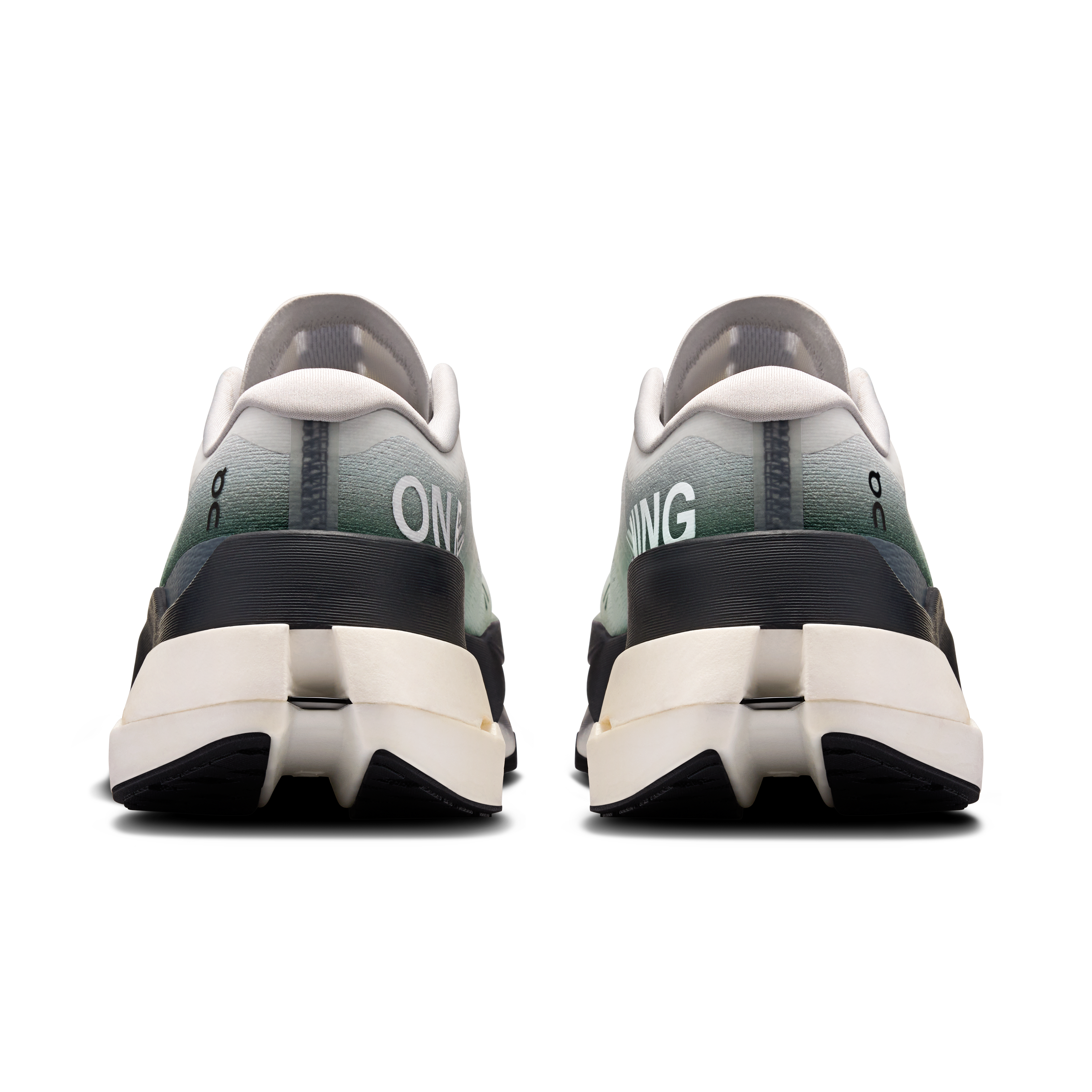 Cloudboom MaxMen / White | Black / 44