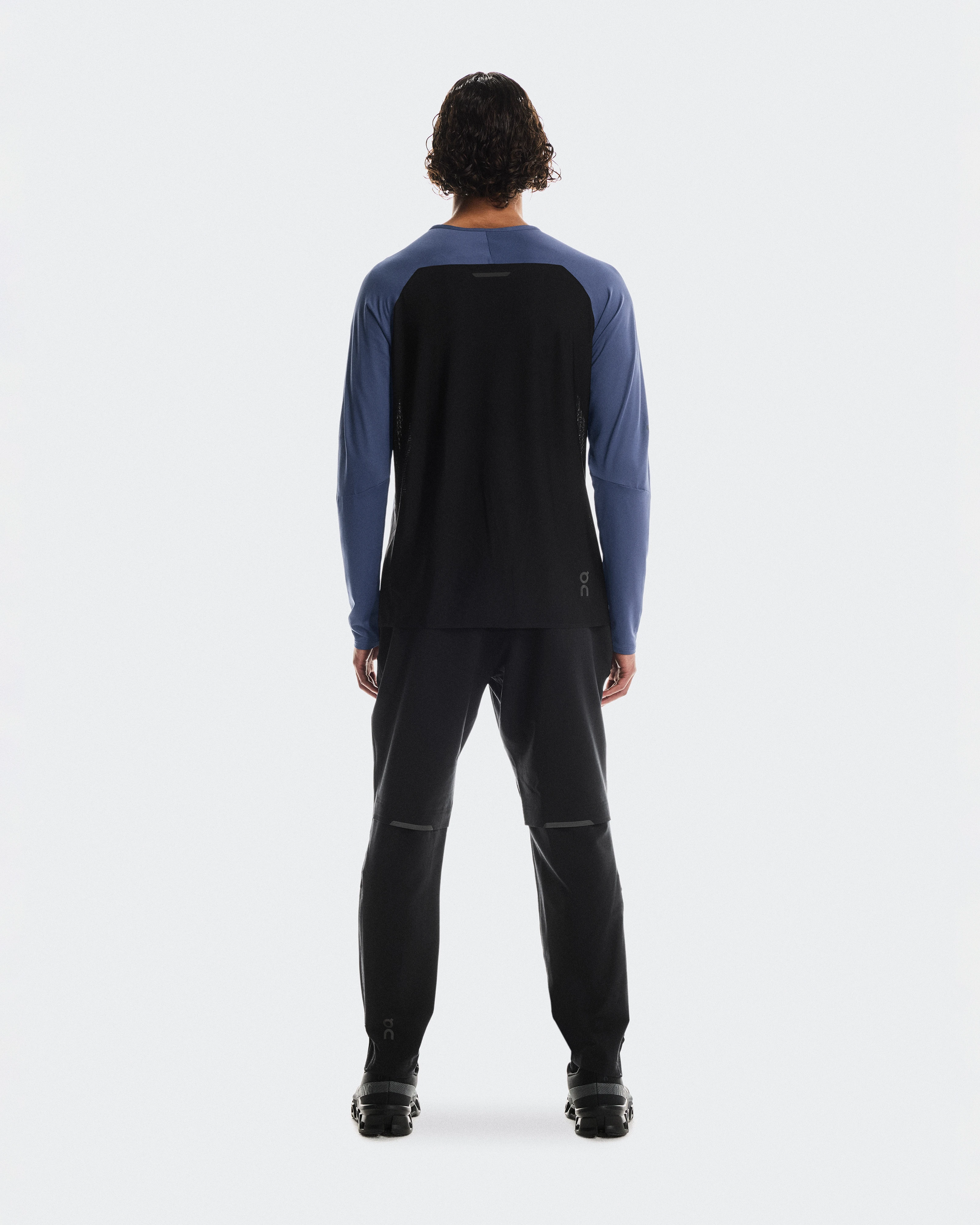 On Performance Long-T Acai & Black Men Tops and t-shirts