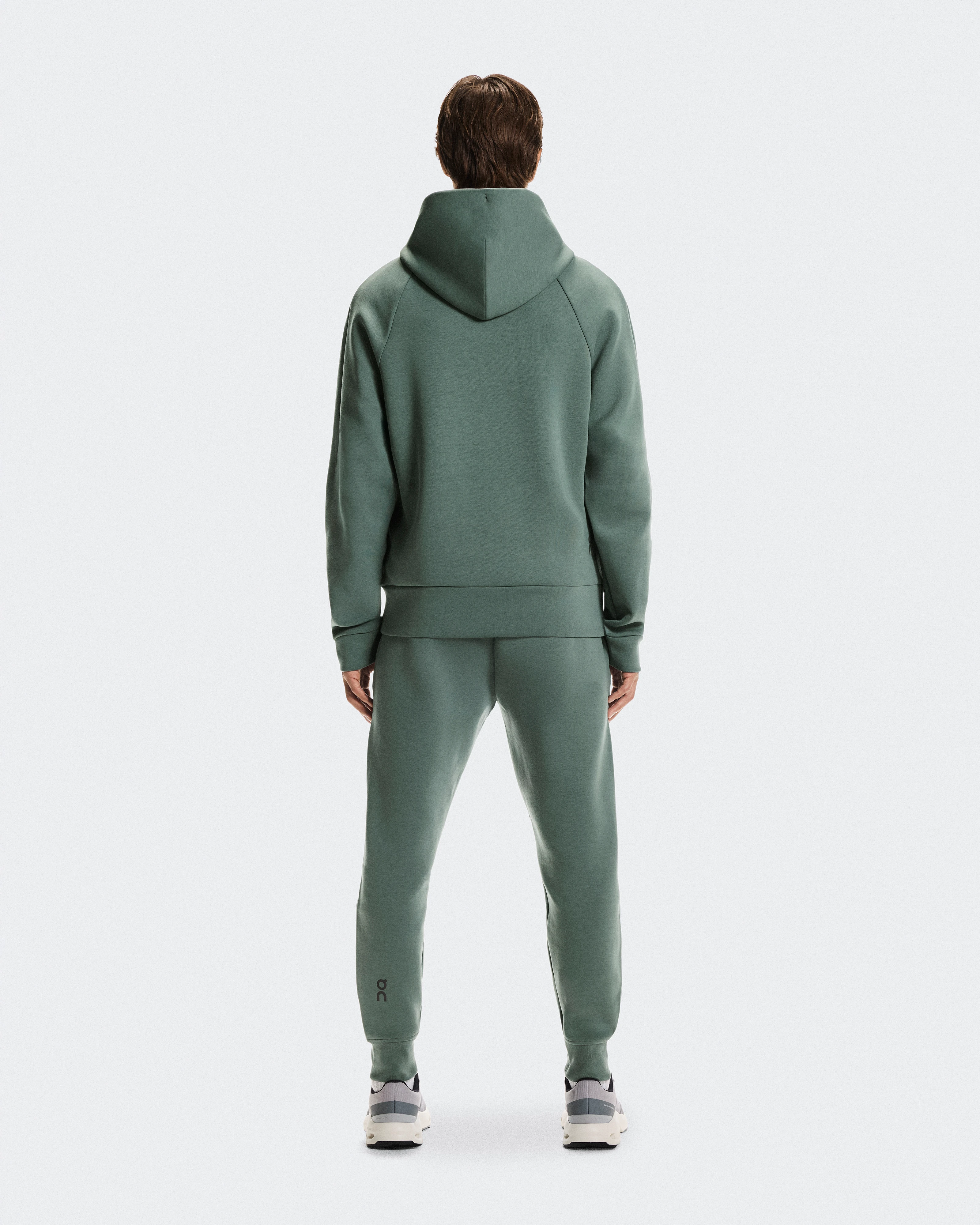 On Focus Tech Hoodie Olive Herren Hoodies & Sweatshirts