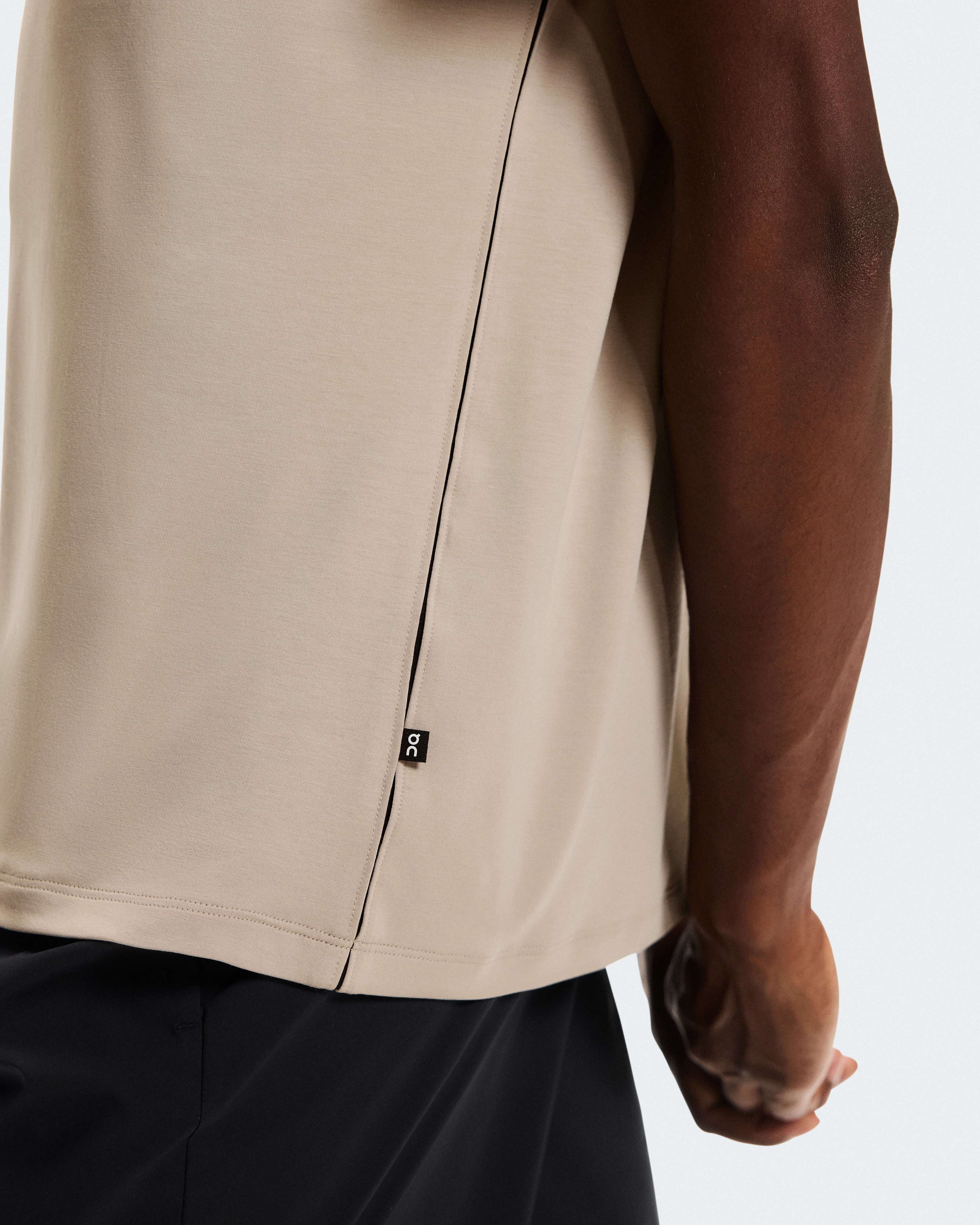 On Focus-T Desert Men Tops and t-shirts