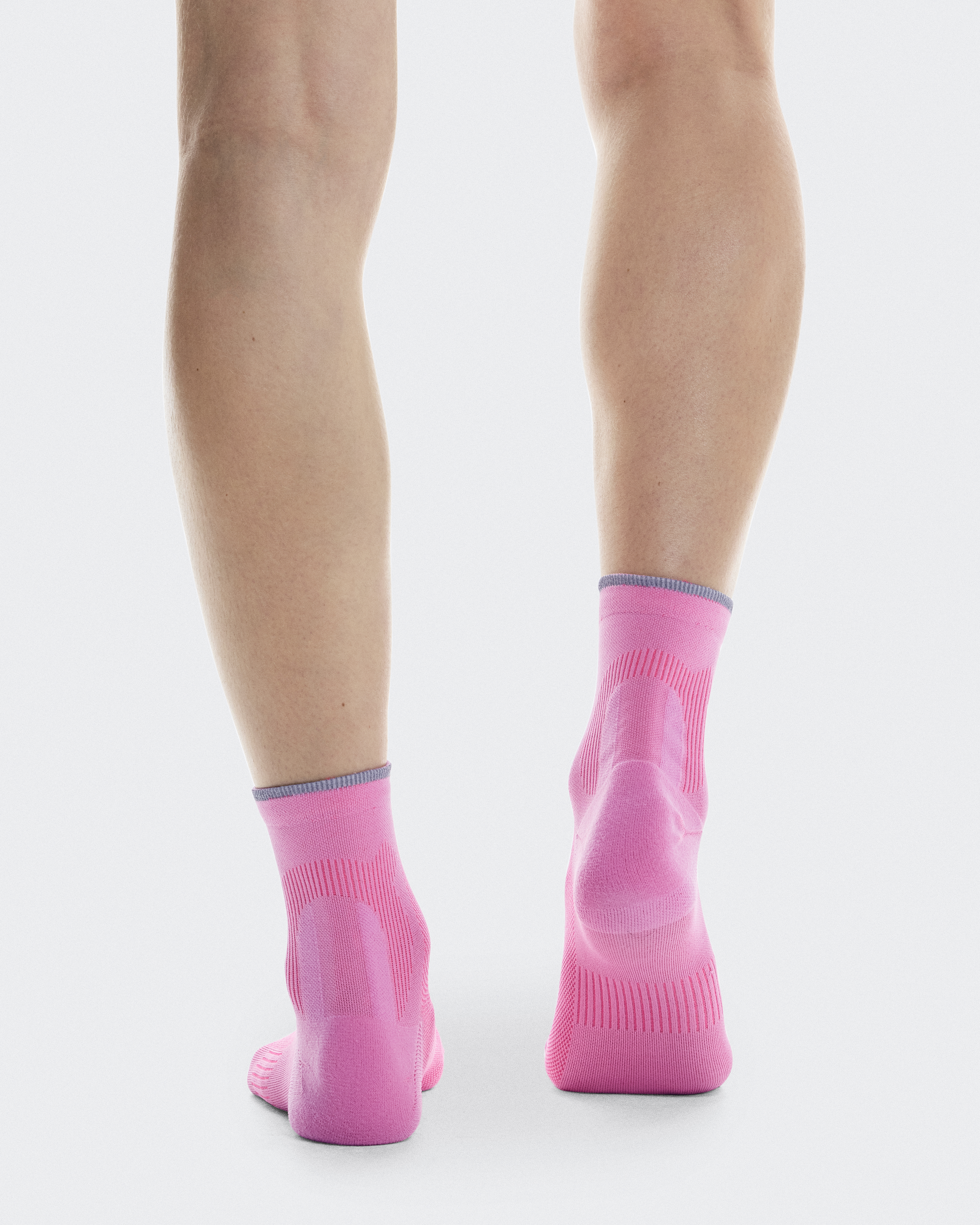 Elite Run Sock Mid | ピンク | On 日本
