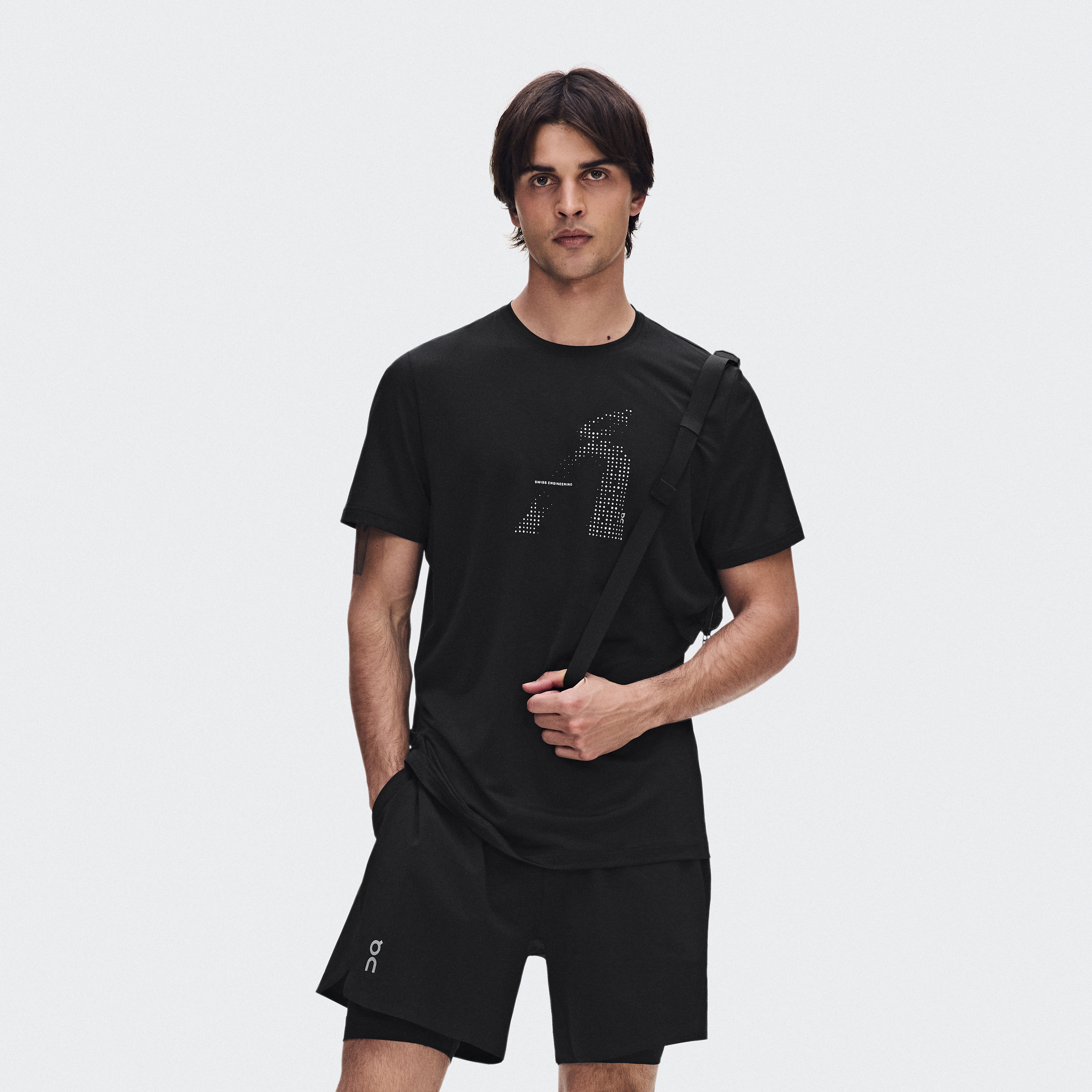 半袖ランニングTシャツ | 高機能トップス | On 日本