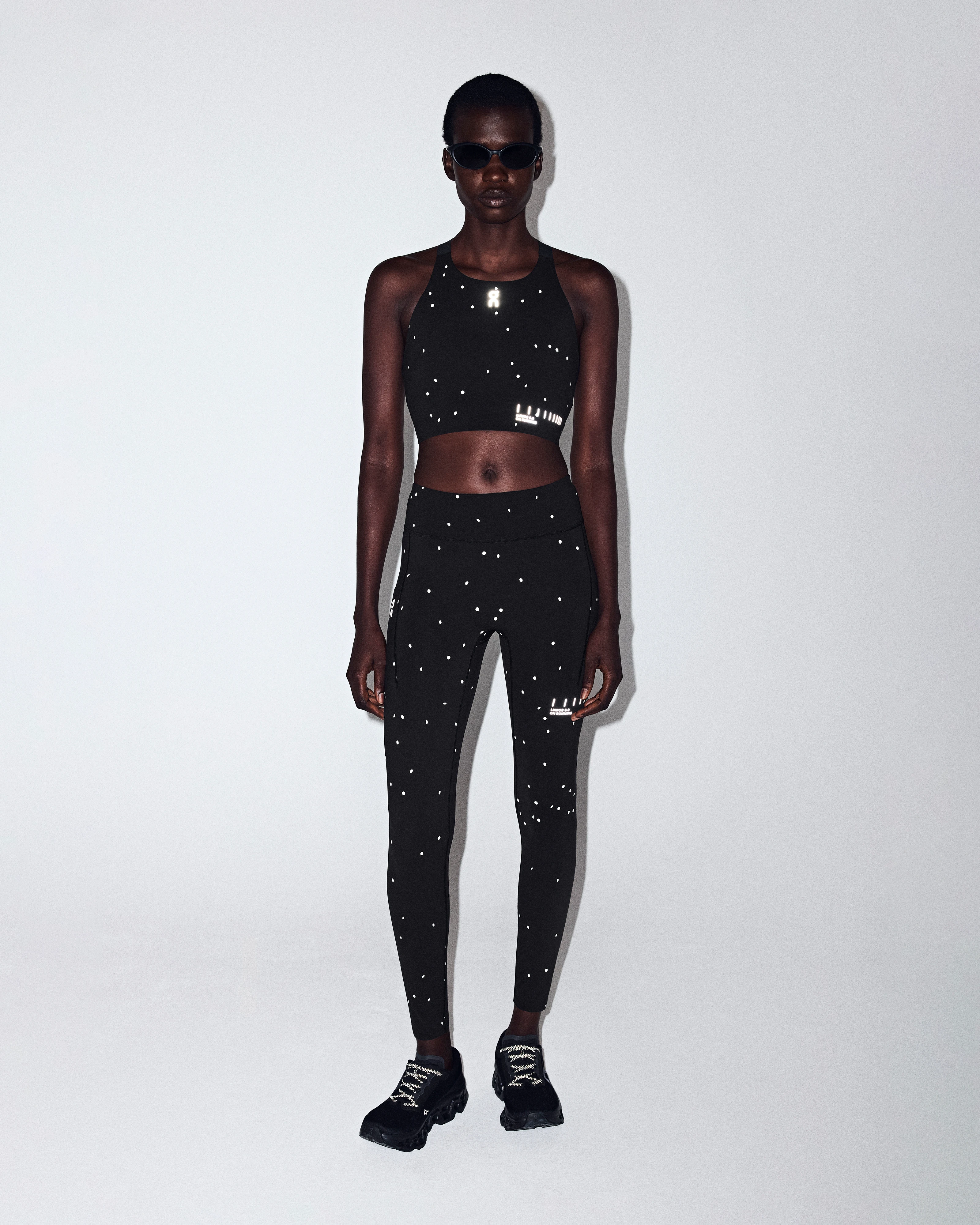 On Performance Crop Lumos Black & Eclipse Women Tops and t-shirts