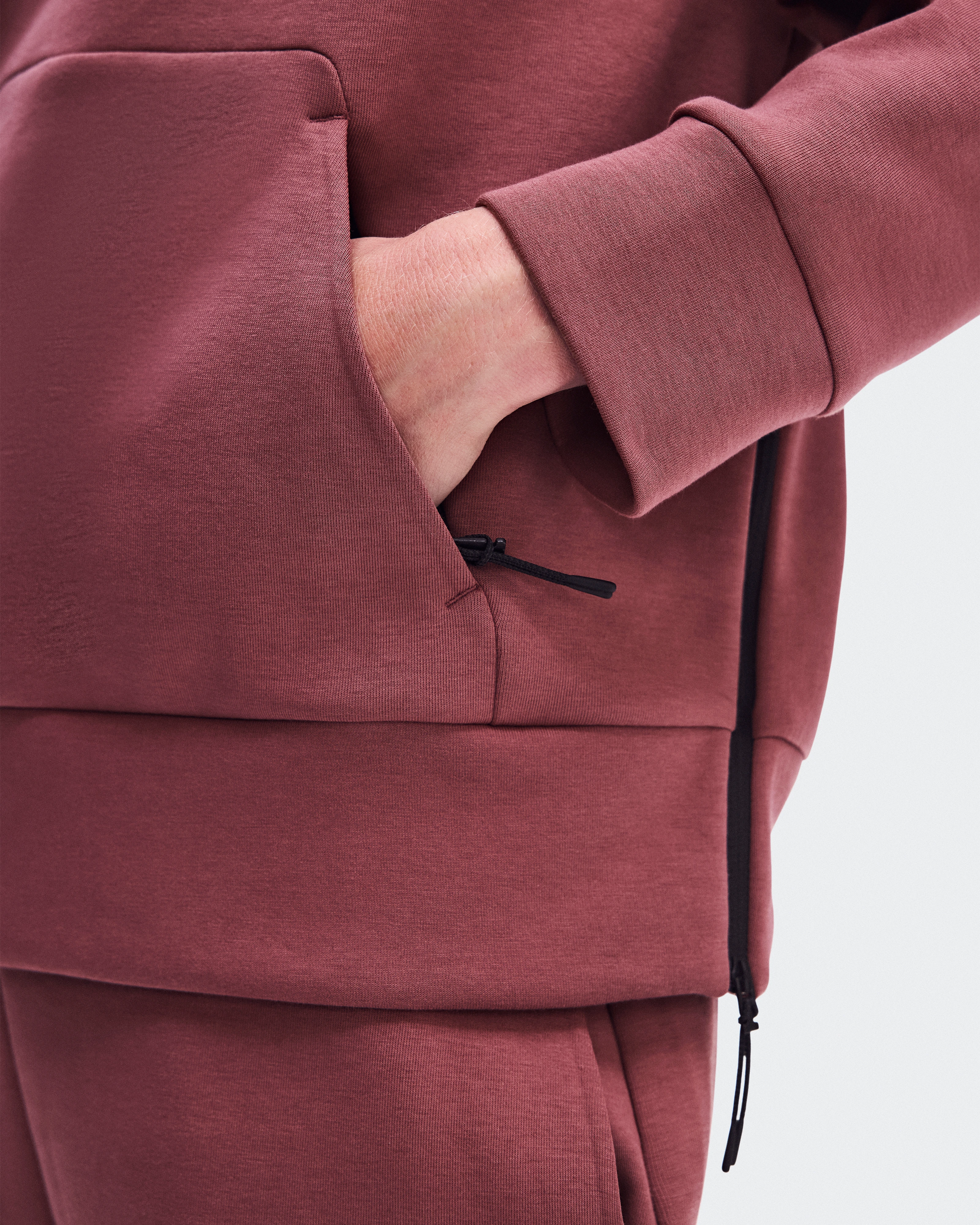 On Focus Tech Hoodie Barberry Donna Felpe