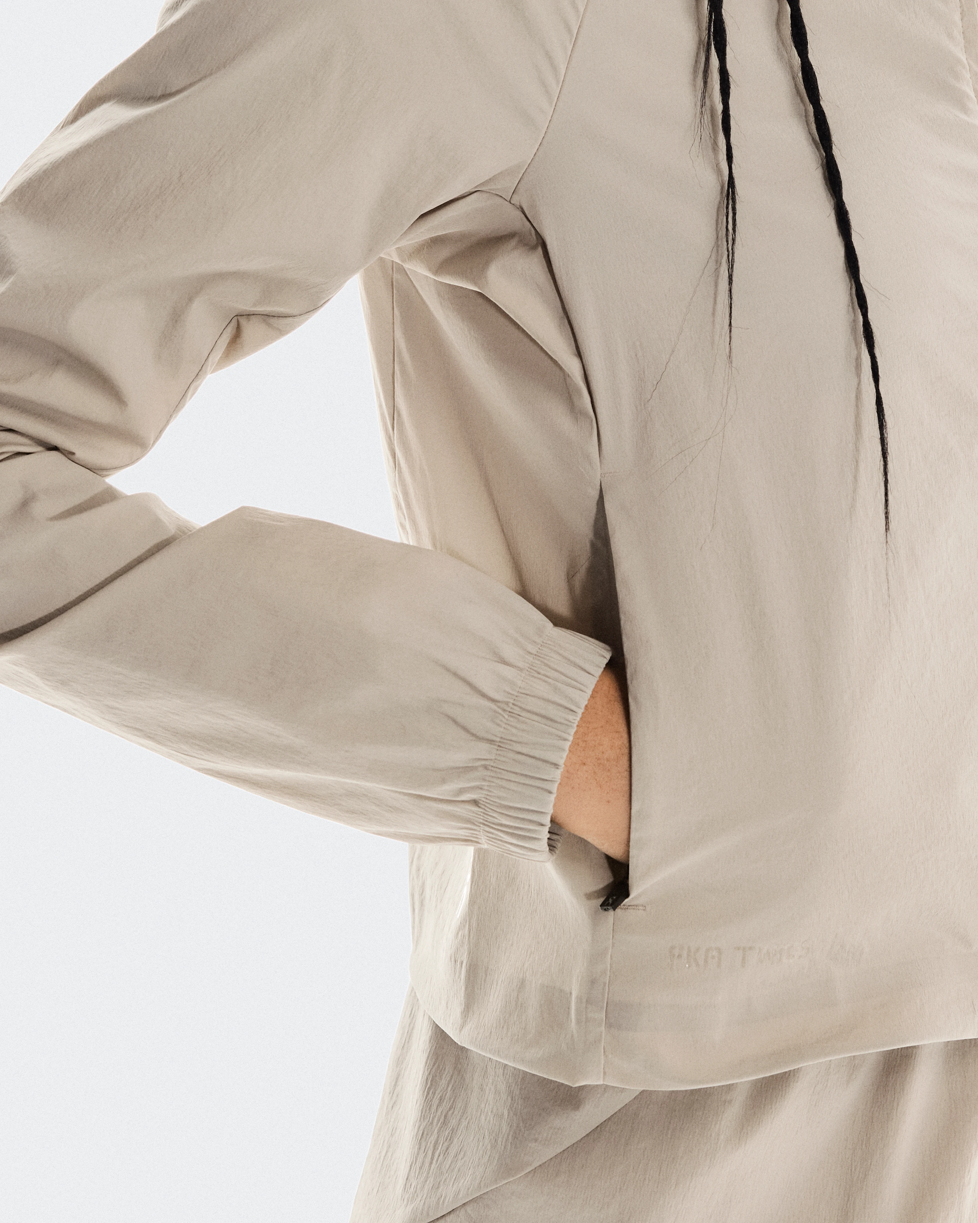 On TRACK JACKET FKA Desert Damen Jacken & Westen