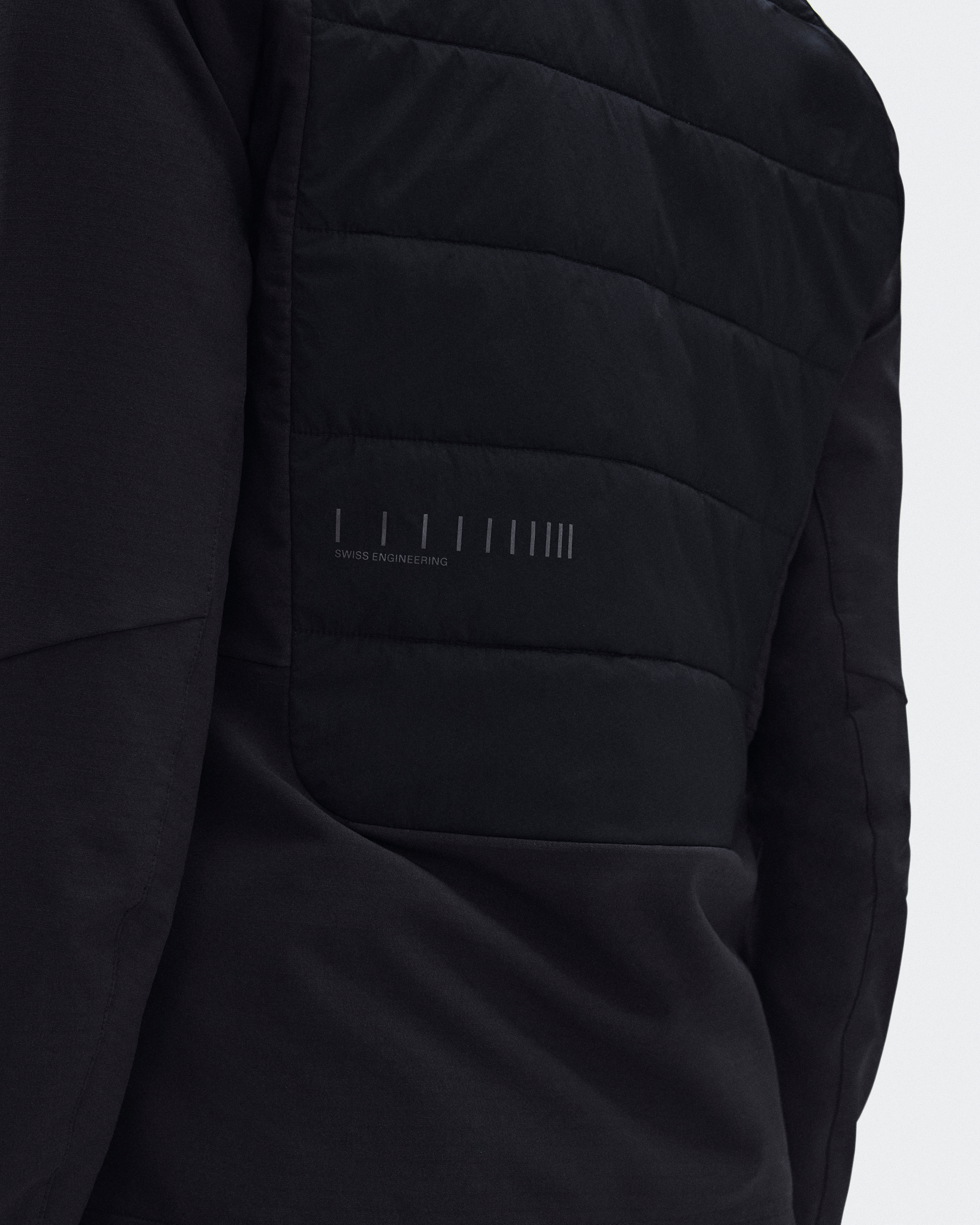 Weather Hybrid JacketWomen / Black / L