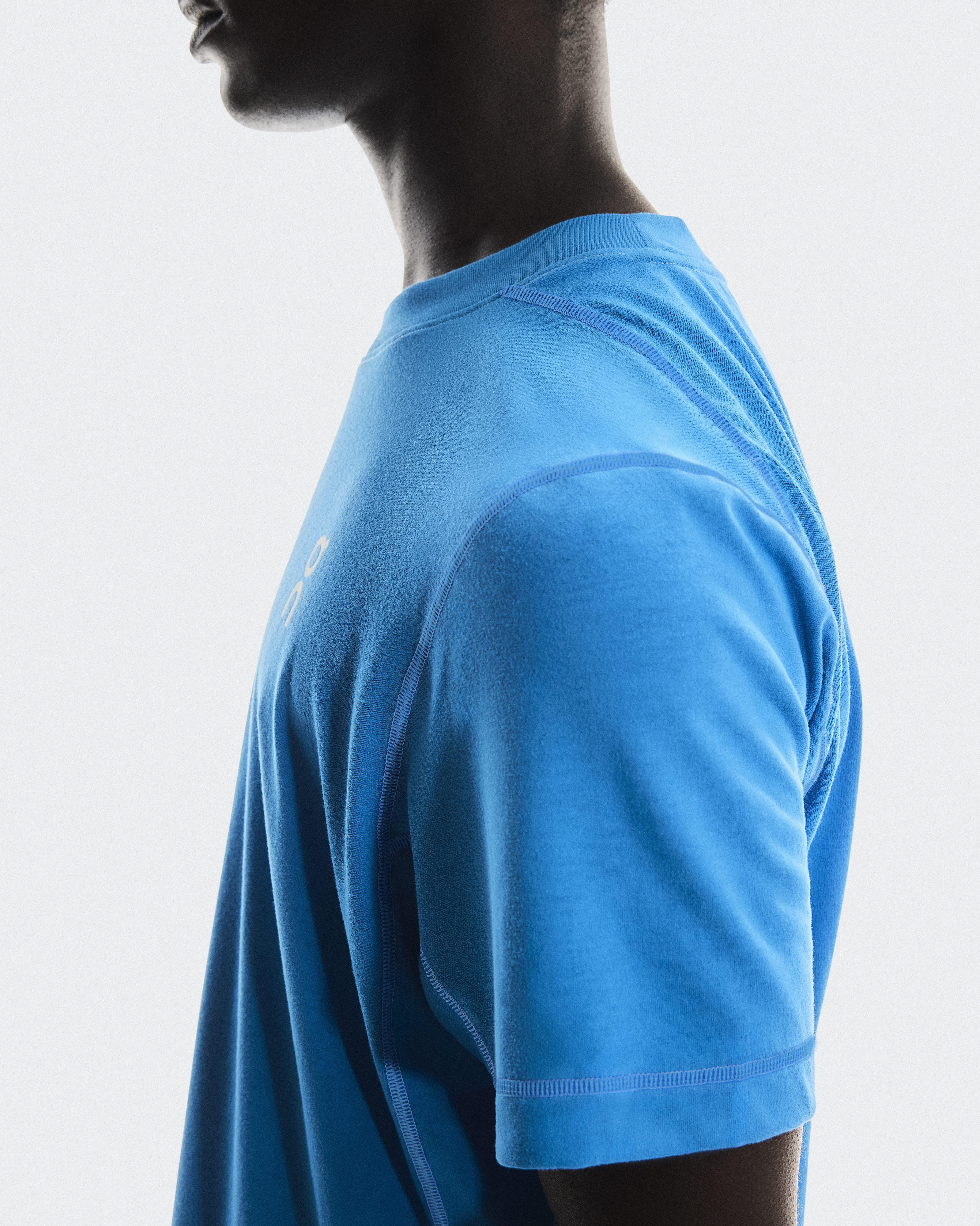 Men's Train-T Graphic | White | On Poland