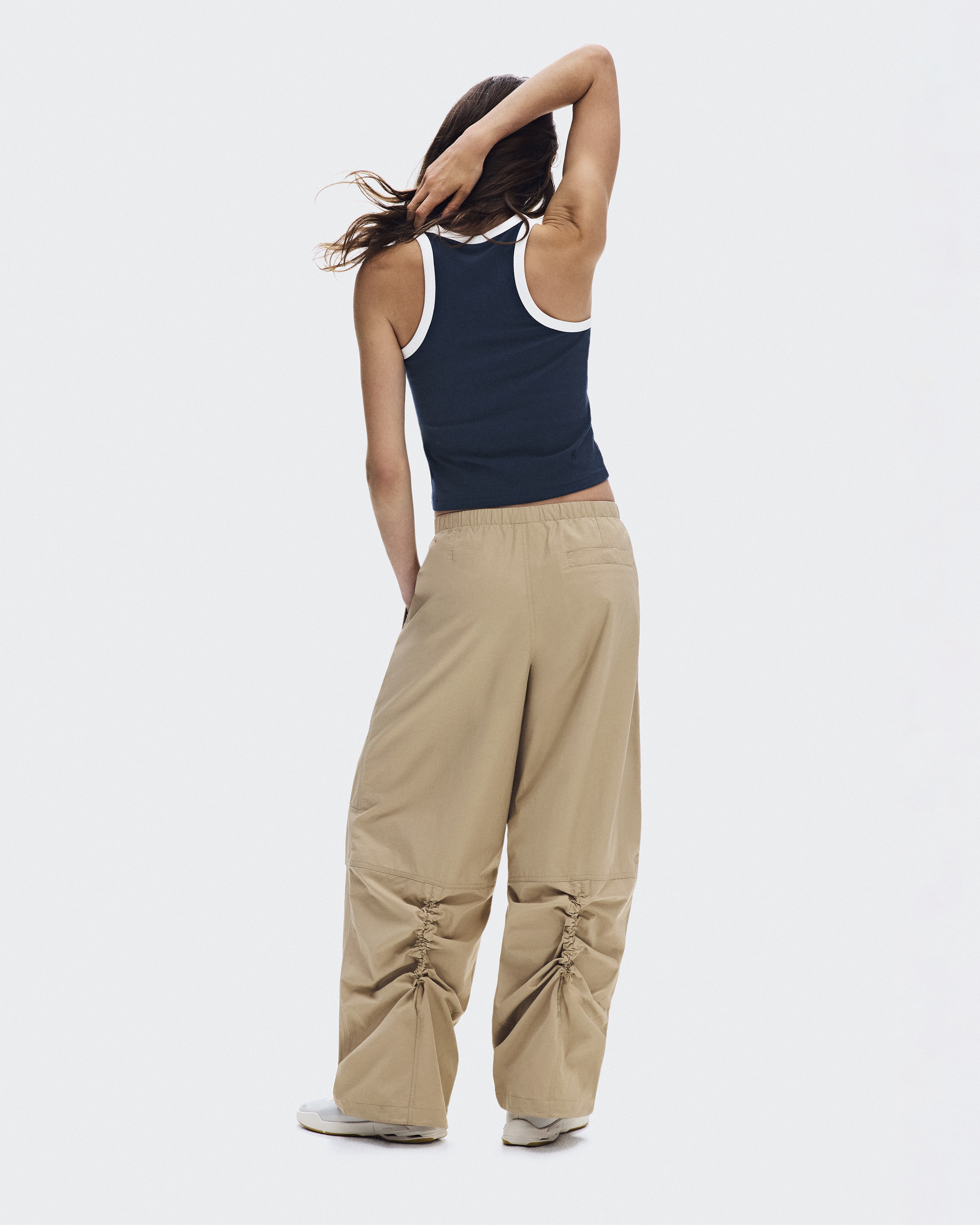 ウィメンズ Parachute Pants | On 日本