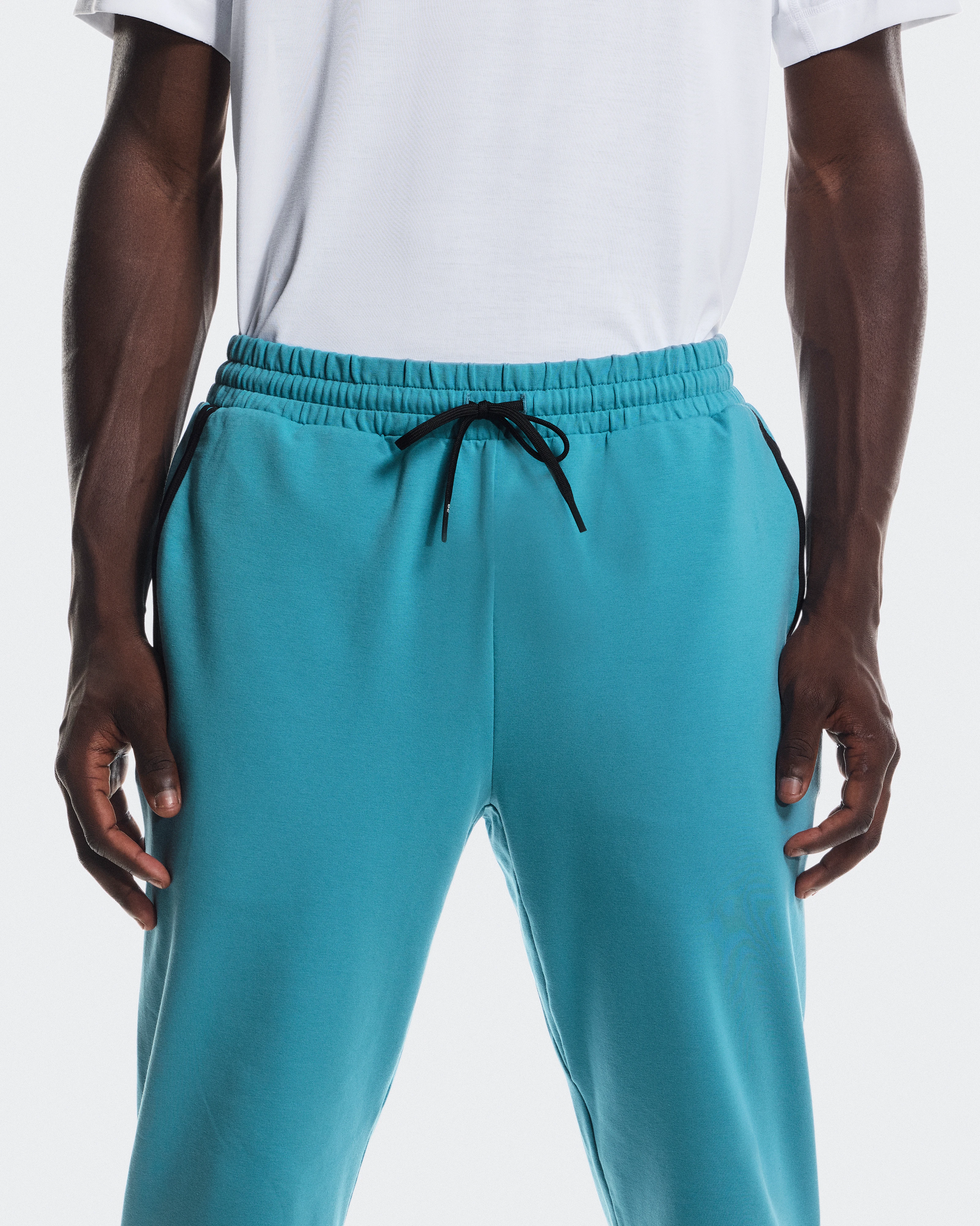 On Studio Joggers Niagara Men Pants