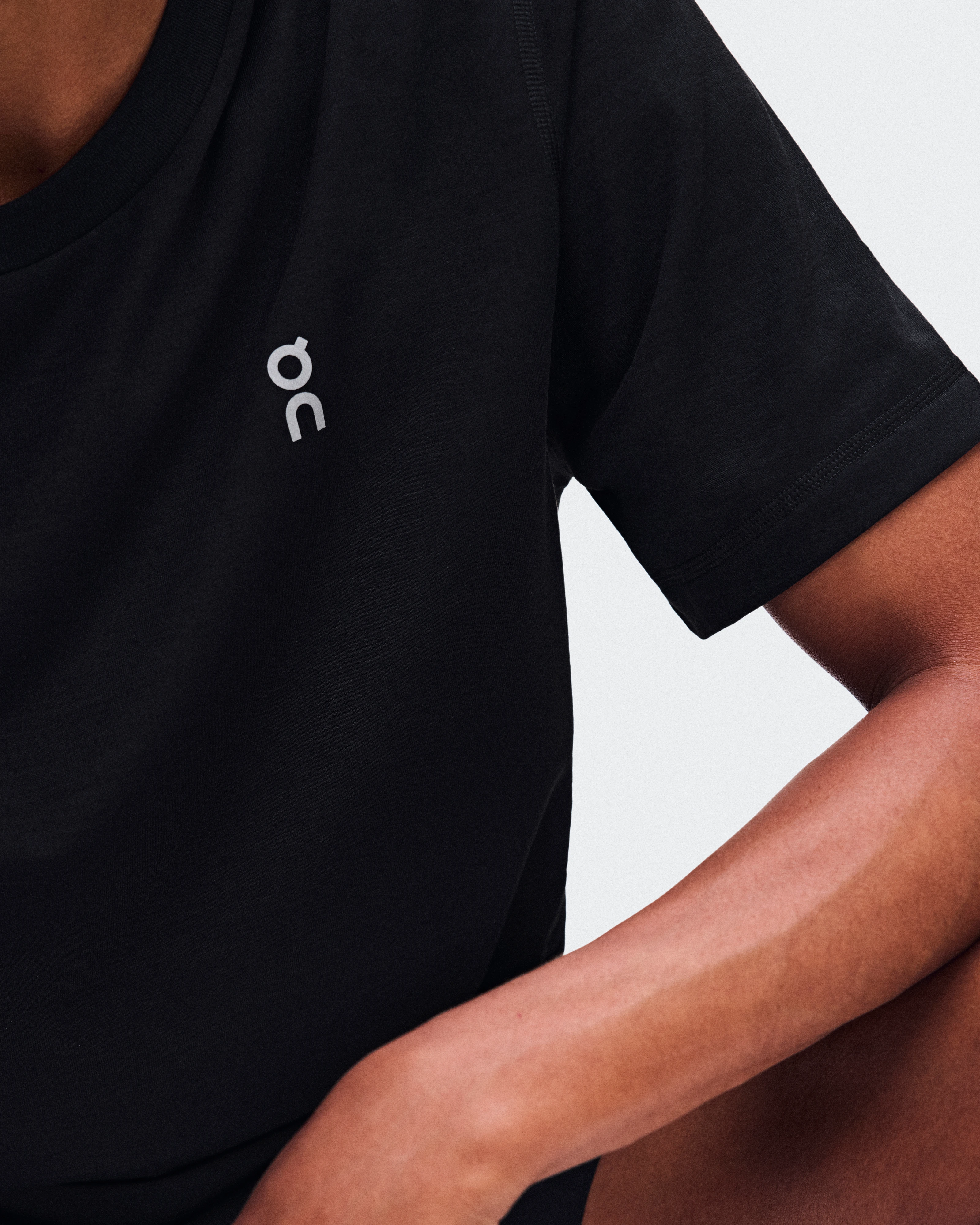 On Train-T Black Men Tops and t-shirts