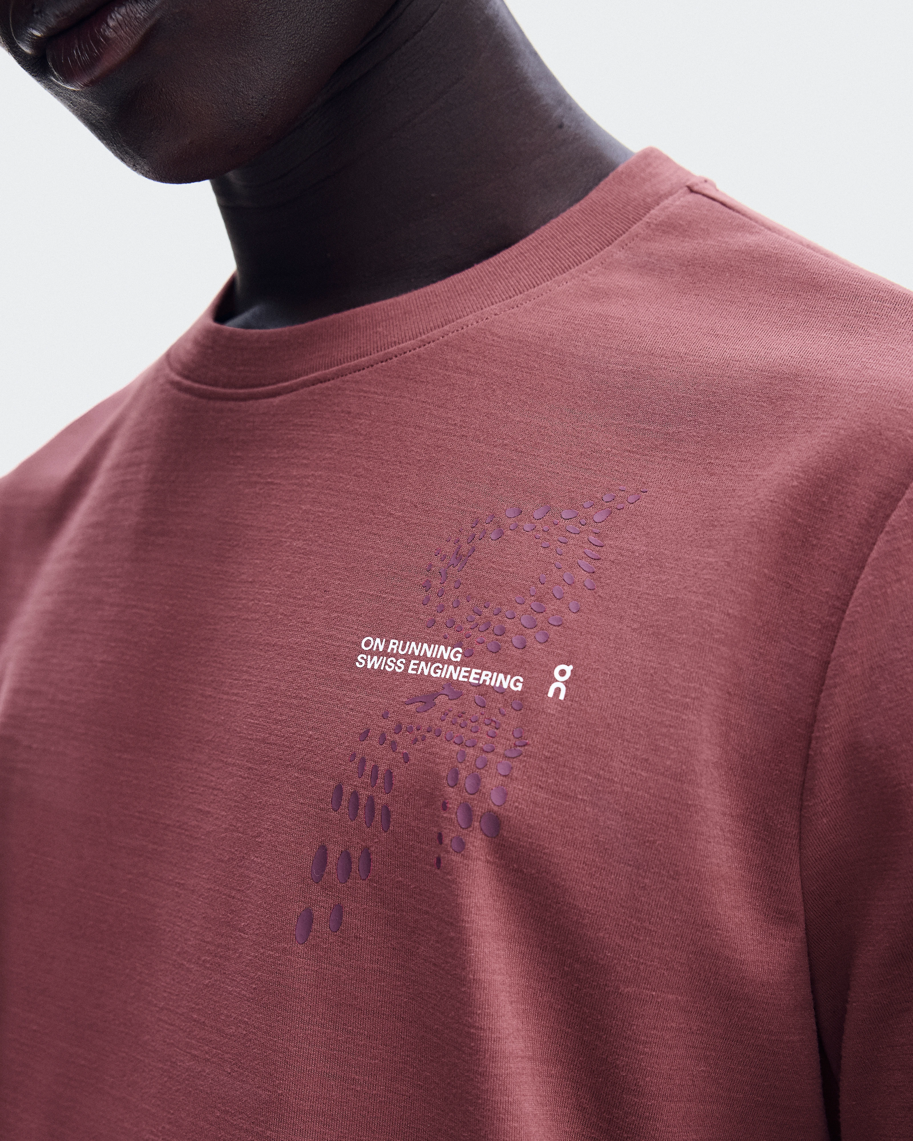 On On Run-T Barberry Homme Hauts et t-shirts