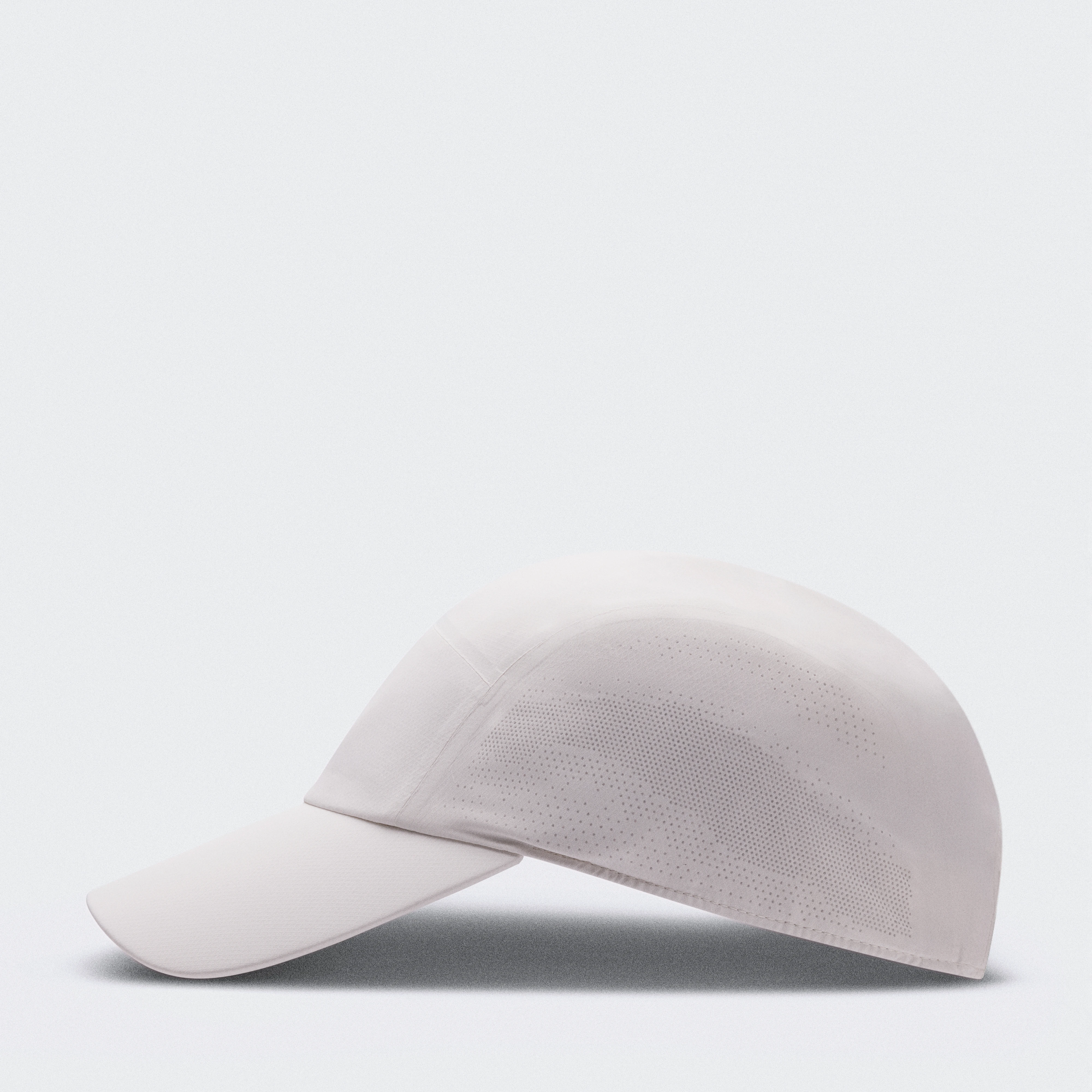 On Lightweight Cap Erewhon Ivory Unisex – Running, all-day wear Headwear
