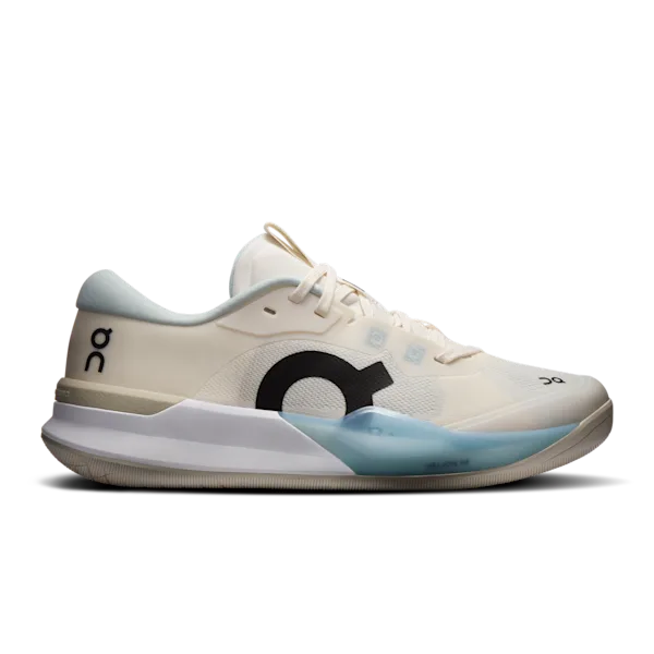 On THE ROGER Pro 3 women's