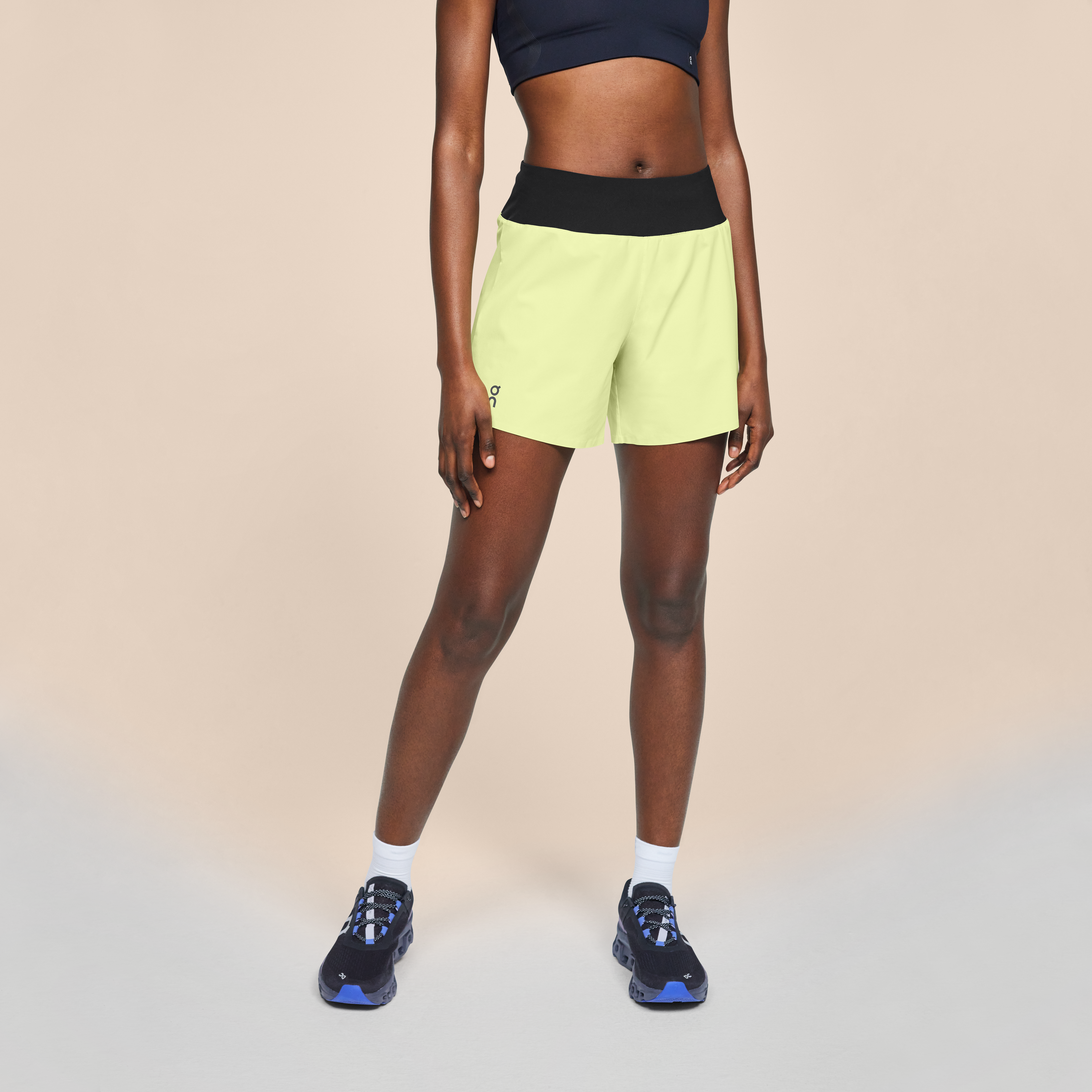 Rebajas de On Running: ropa y calzado a precios de outlet | On España
