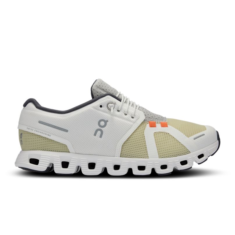 Oncloud Collection On Cloud collection: The On signature shoe | On United Kingdom