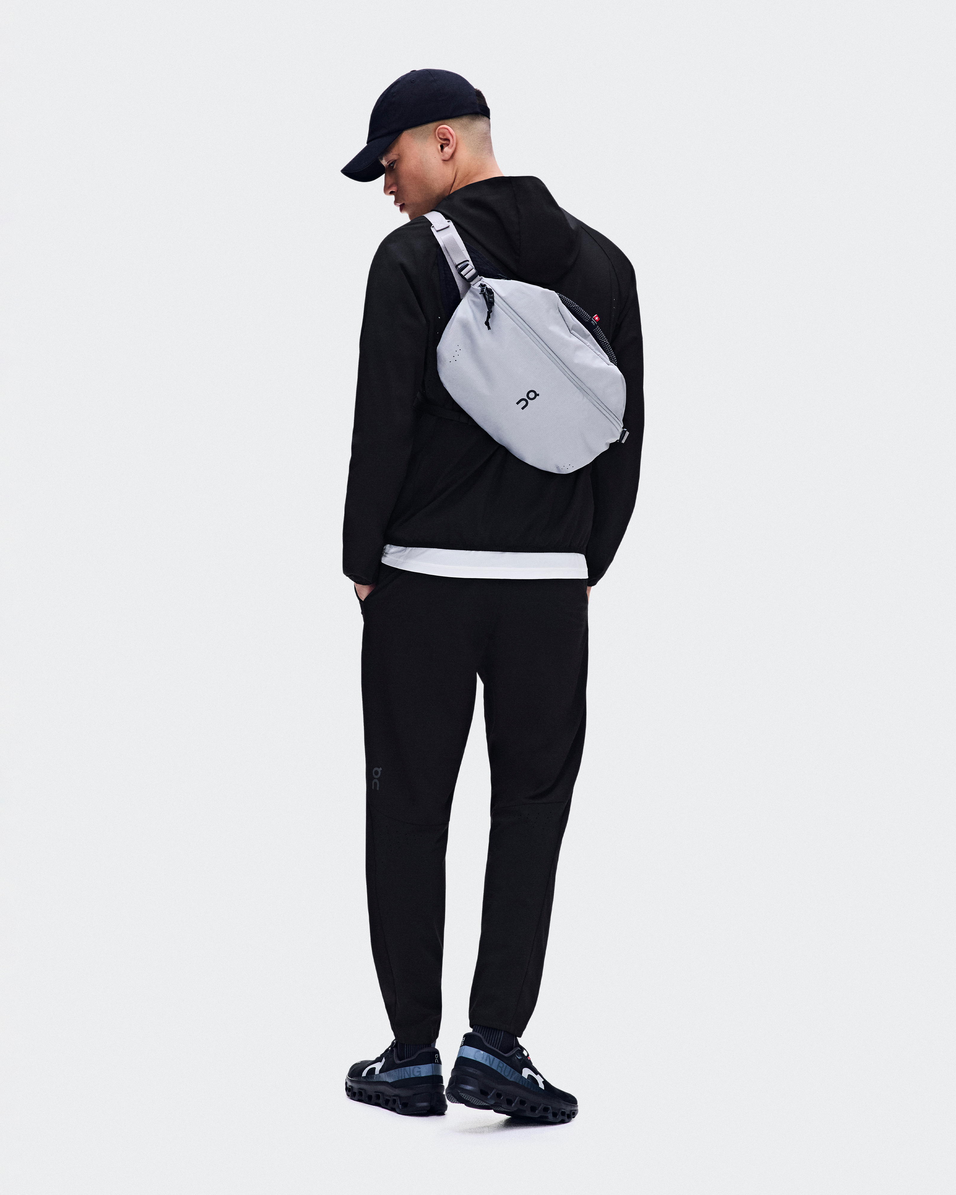 Core Track PantsMen / Black / XL
