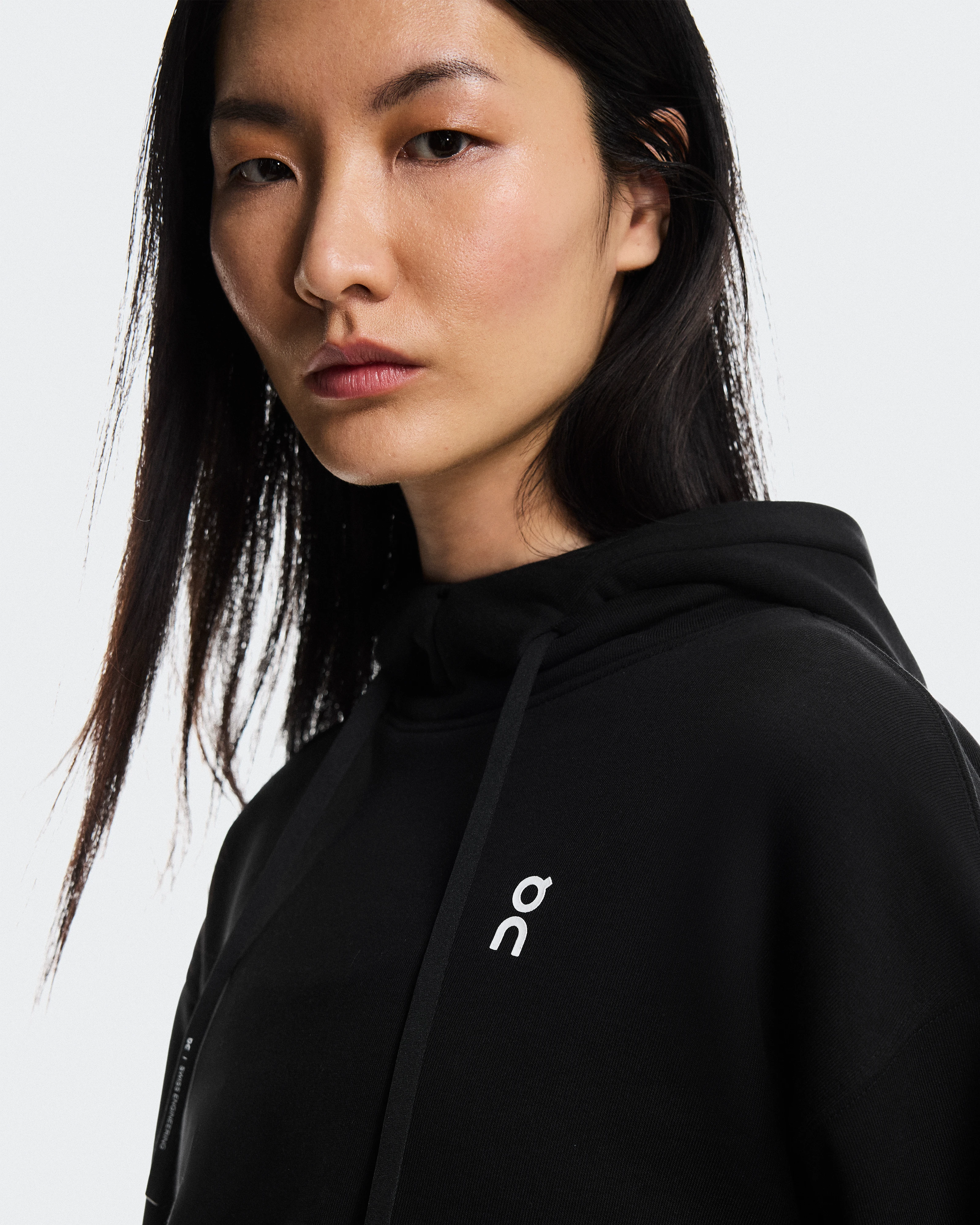 On Club Hoodie Smash Black & Orchid Women Hoodies and sweatshirts