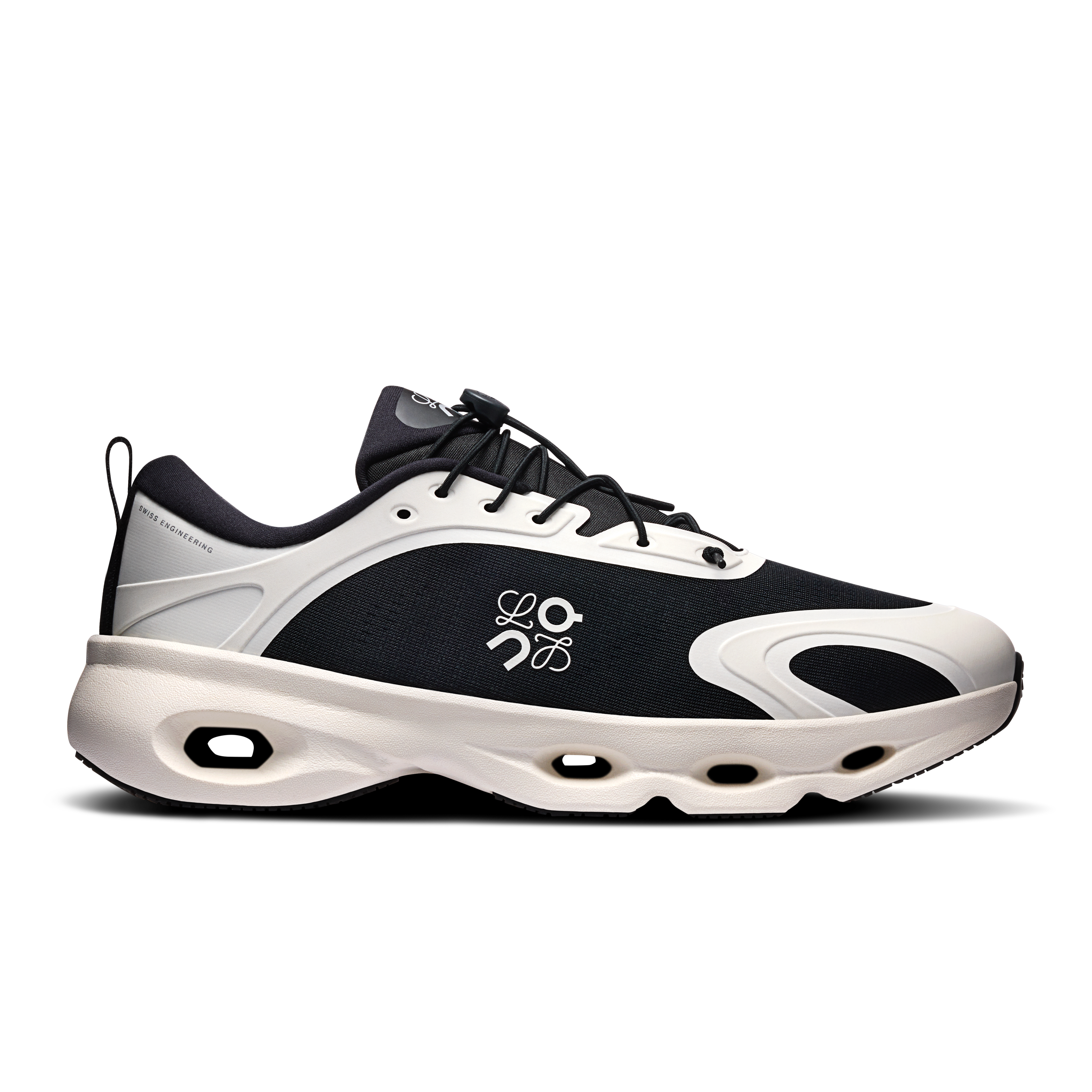 Cloudsolo LOEWE Lifestyle Shoe in Black/Eggshell