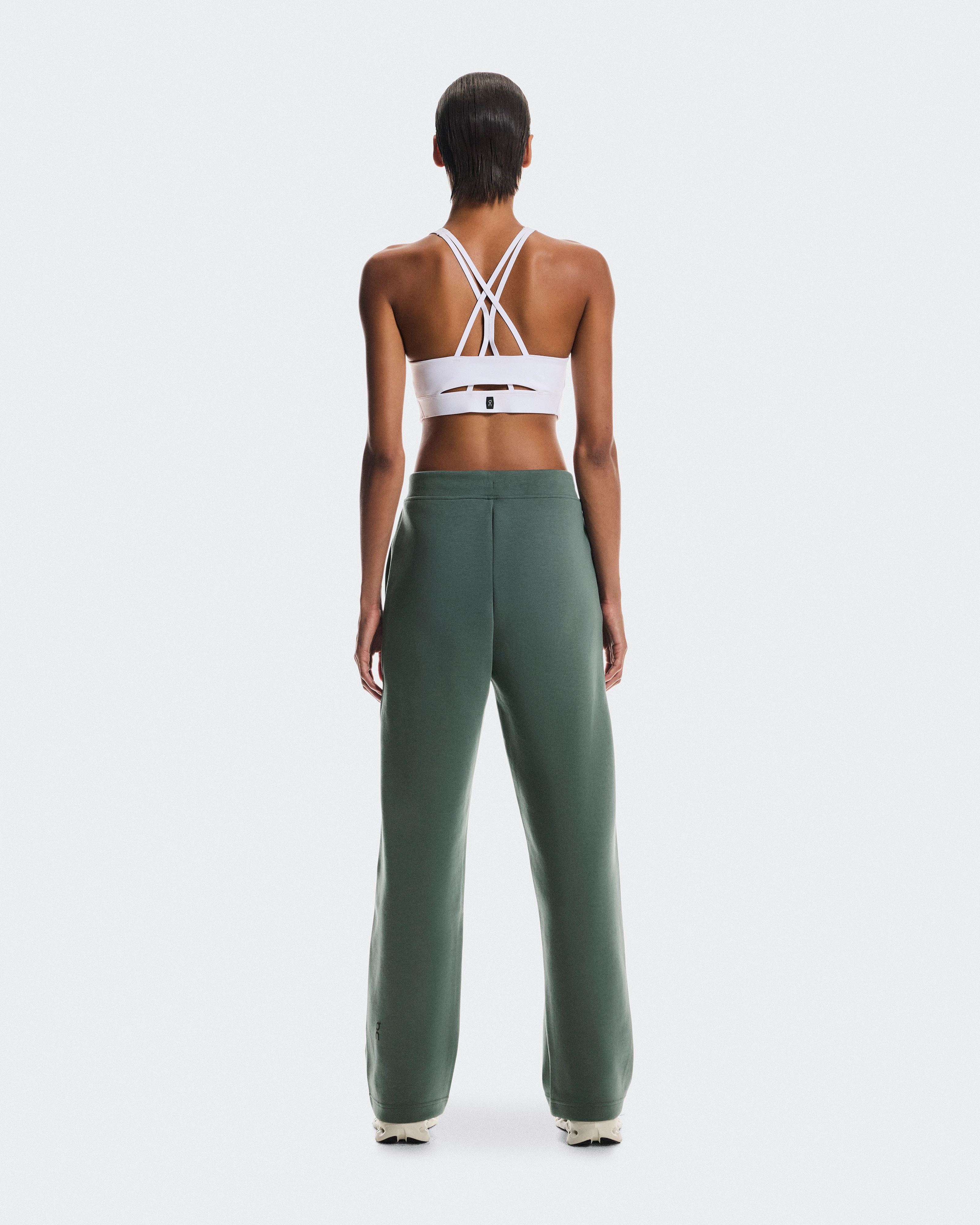 On Focus Tech Sweatpants Olive Feminino Calças