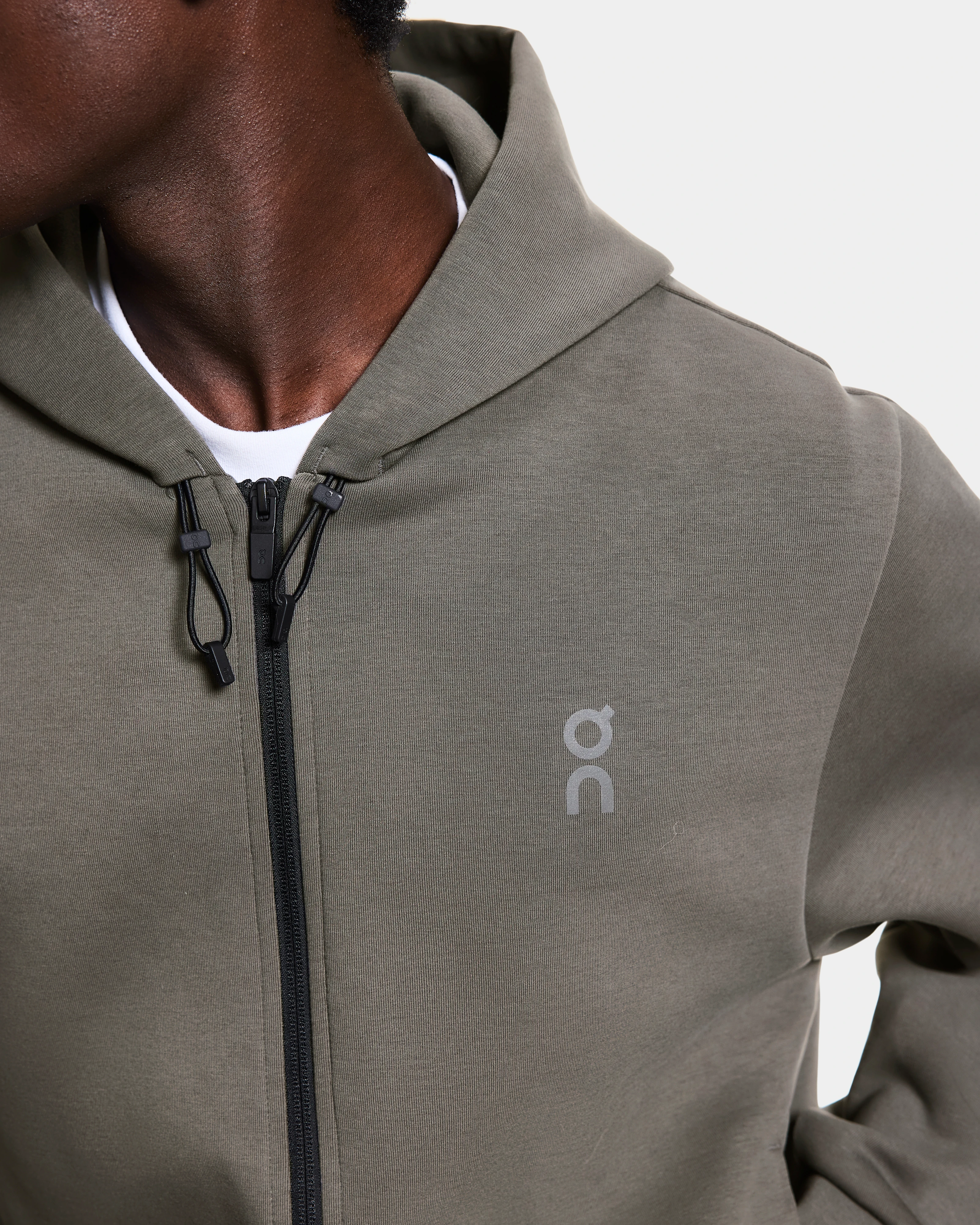 On Focus Tech Zip Hoodie Shadow Homme Sweats à capuche et sweats