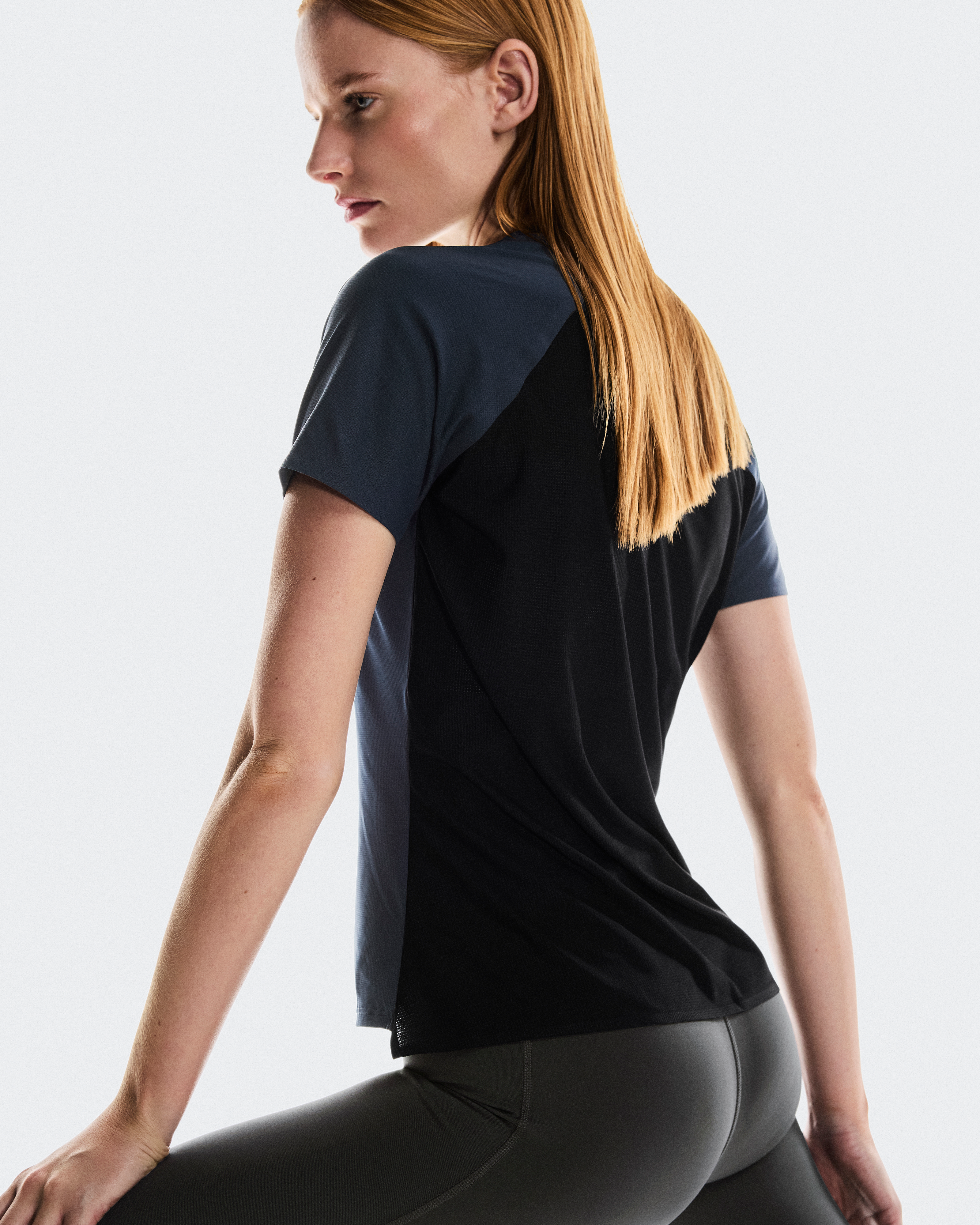 Performance-TWomen / Navy | Black / L