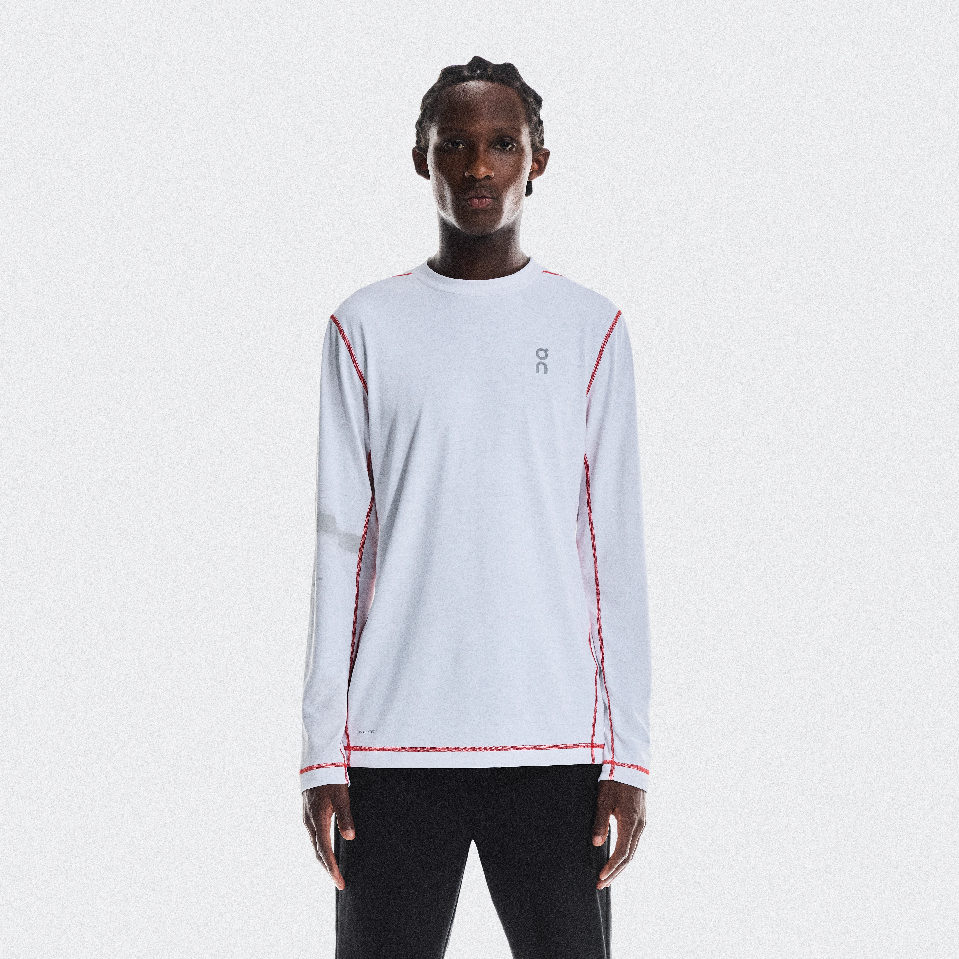 On Active Long-T Graphic White Men Men – HIIT, cross training, versatile training Tops and t-shirts
