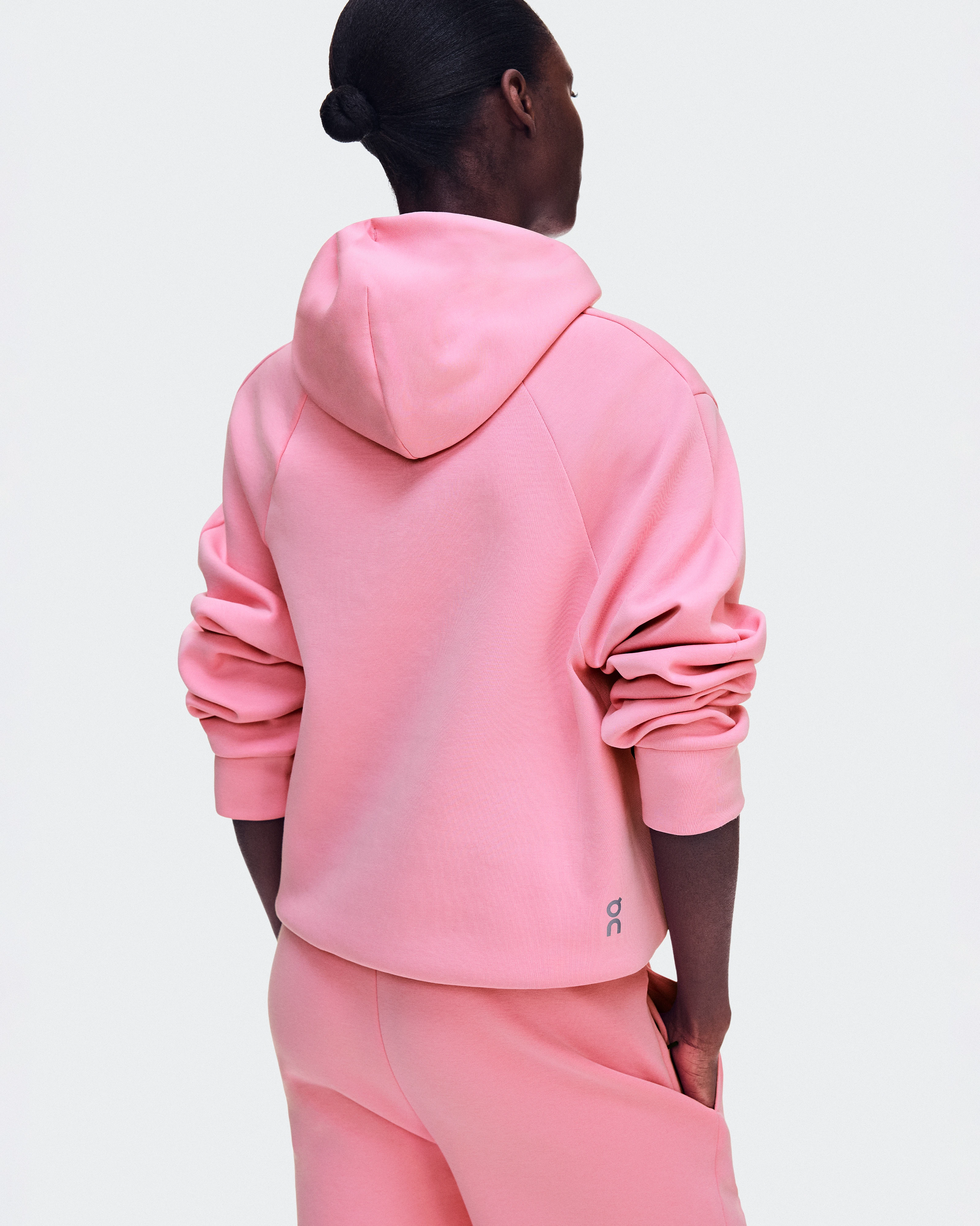 On Focus Tech Hoodie Magnolia Women Hoodies and sweatshirts