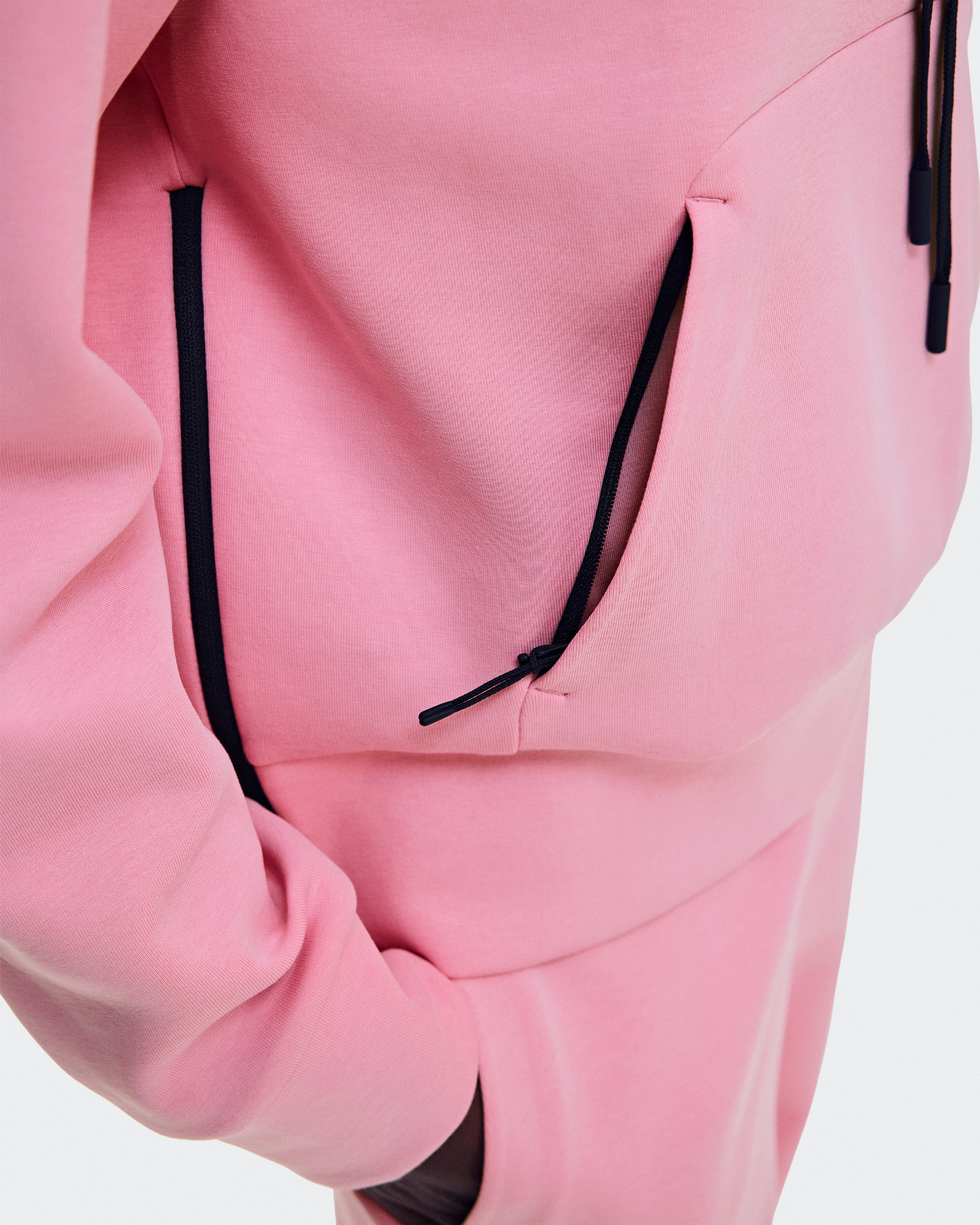 On Focus Tech Hoodie Magnolia Women Hoodies and sweatshirts
