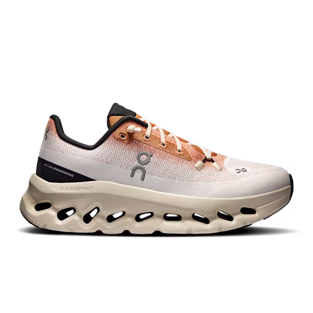Cloudtilt Lifestyle Shoe in Ivory/Almond