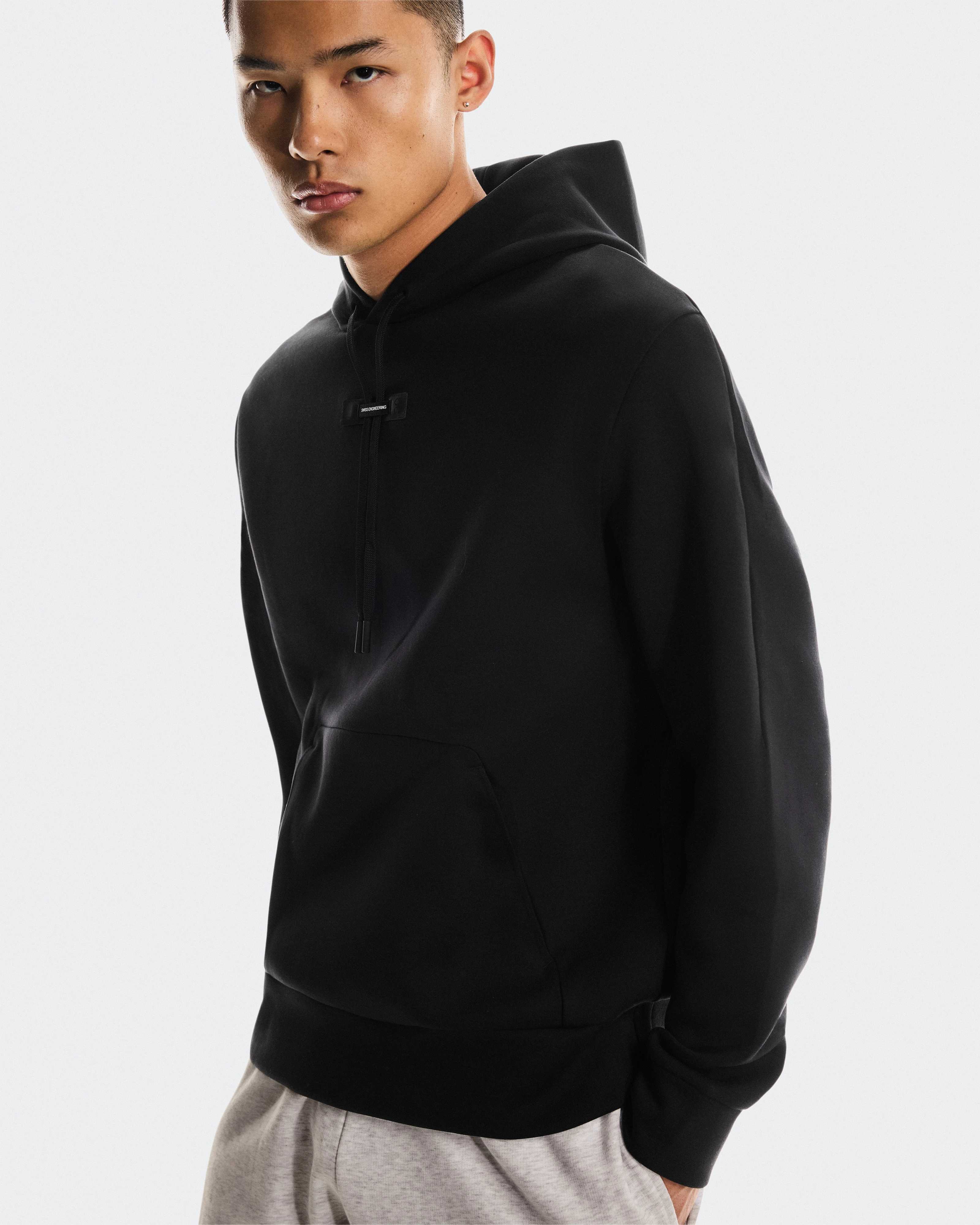 On Focus Tech Hoodie Black Men Hoodies and sweatshirts