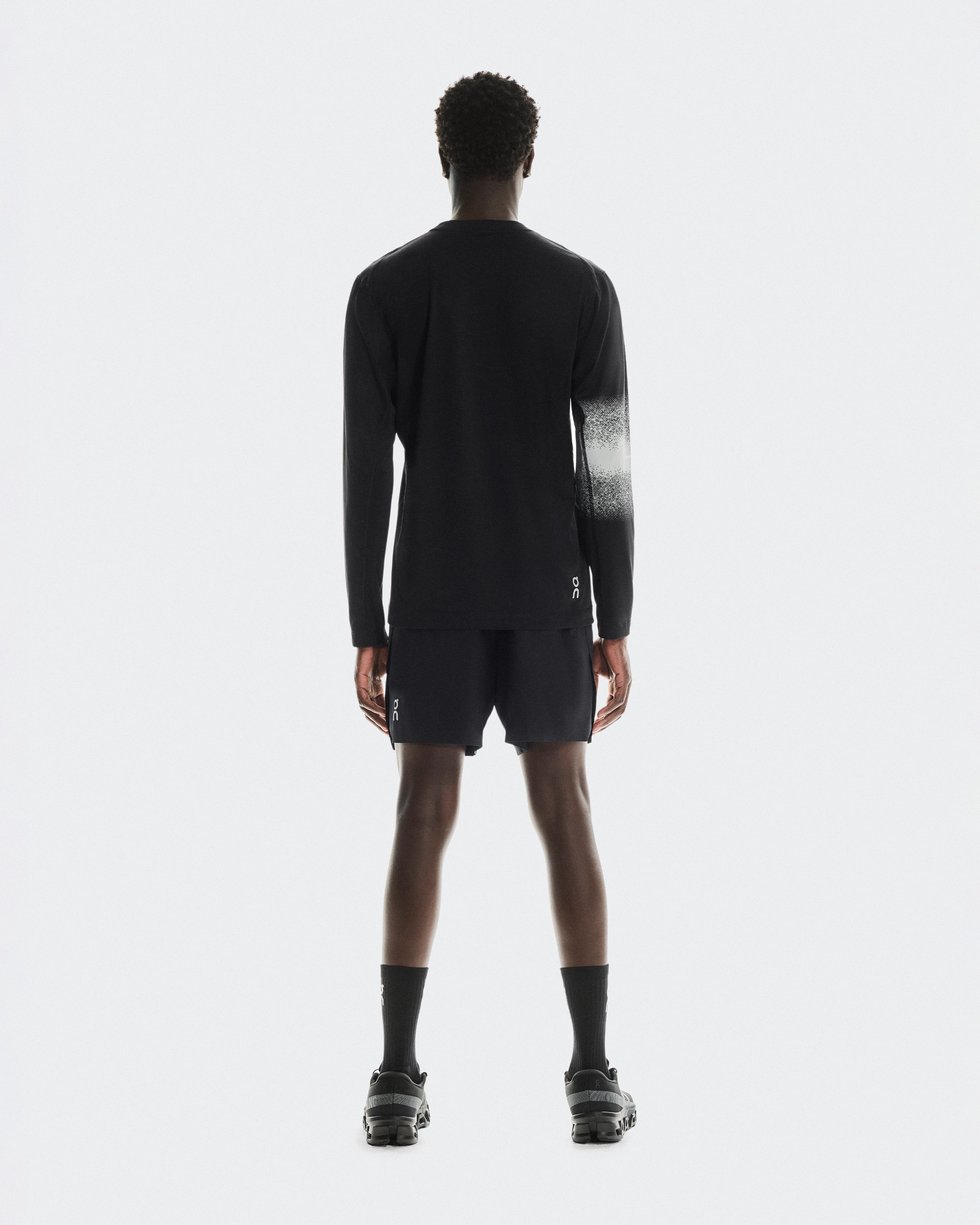On Train Long-T Graphic Black Men Tops and t-shirts