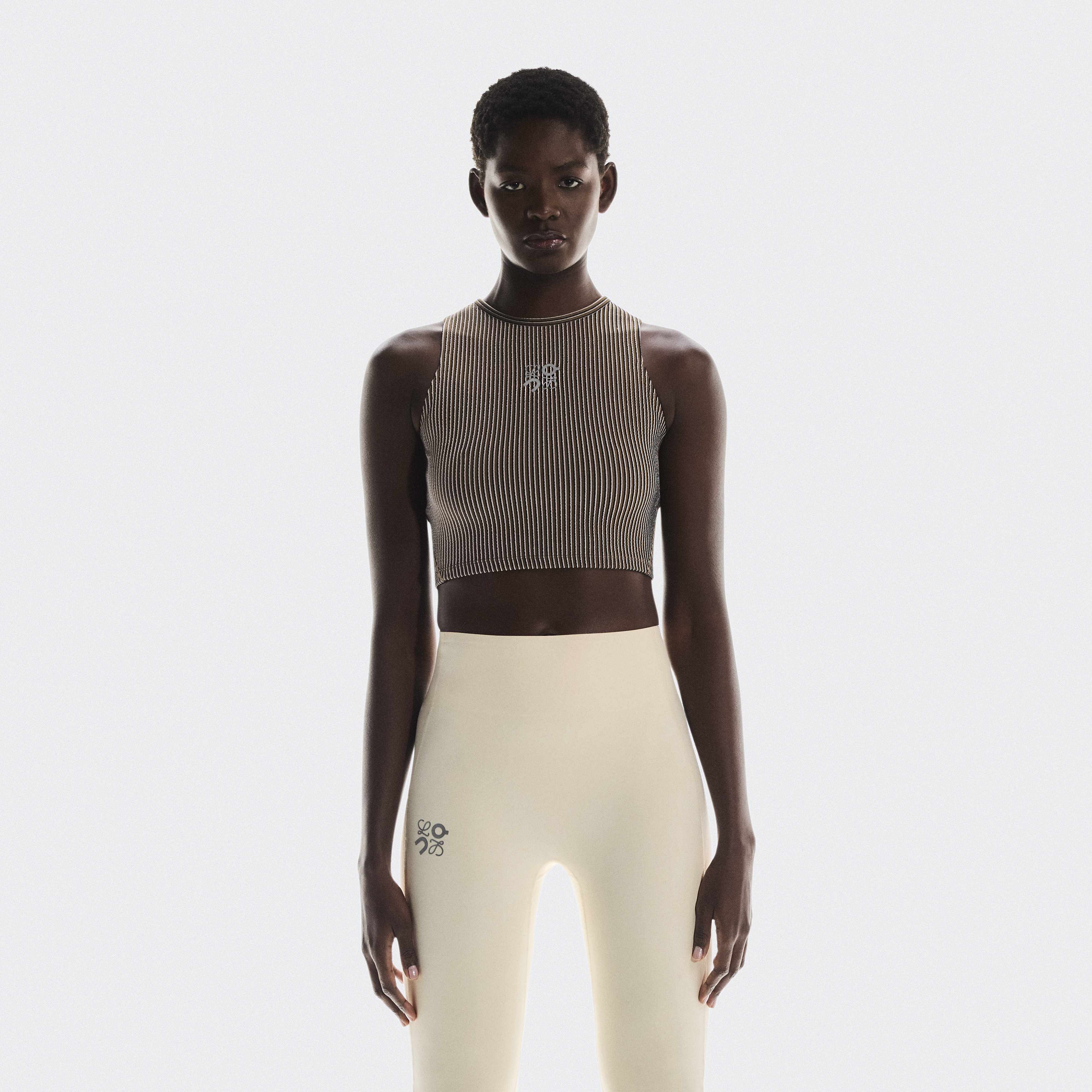 LOEWE × On ウィメンズ | On 日本