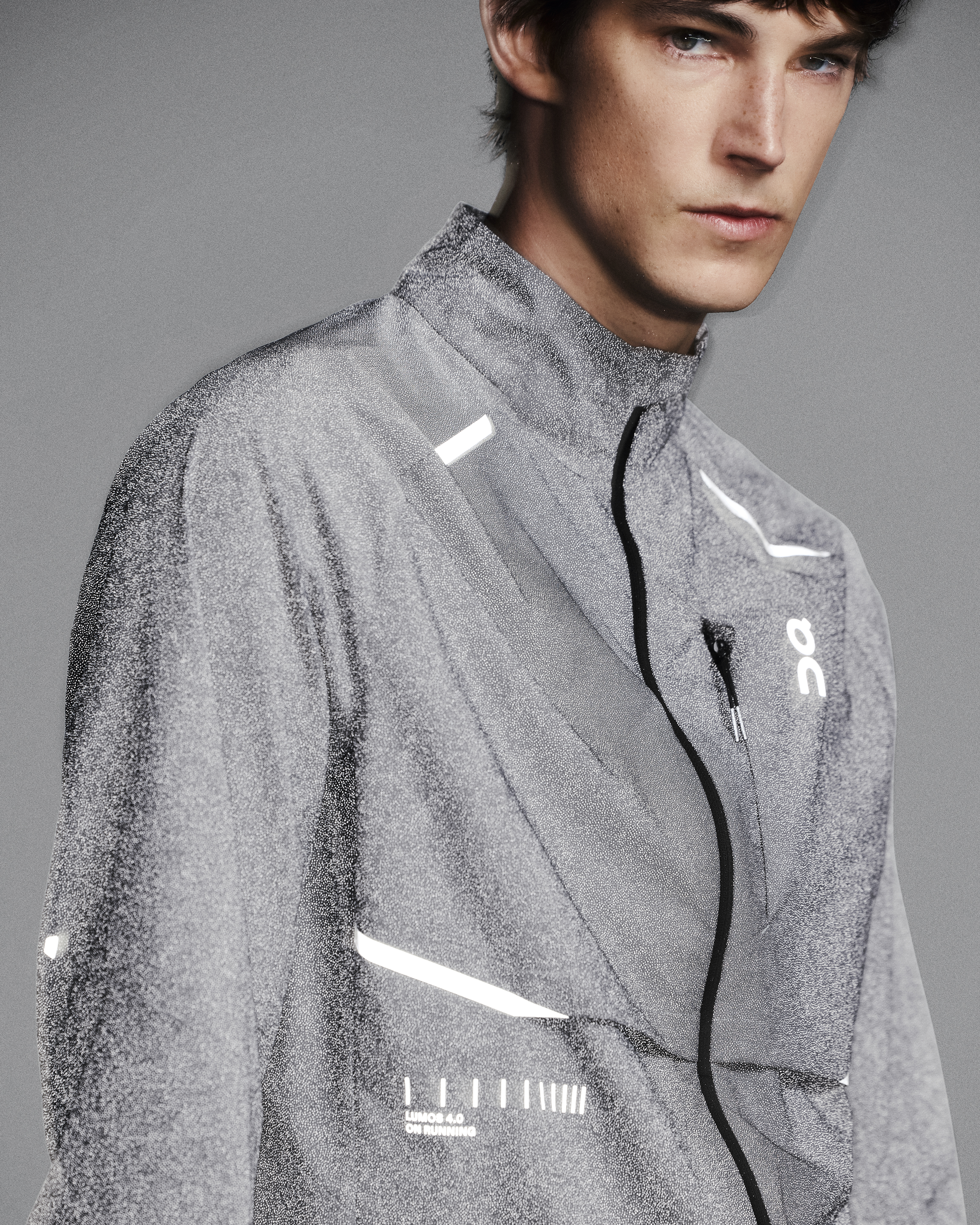 The Weather Jacket Lumos: Men's Reflective Run Jacket | On Japan