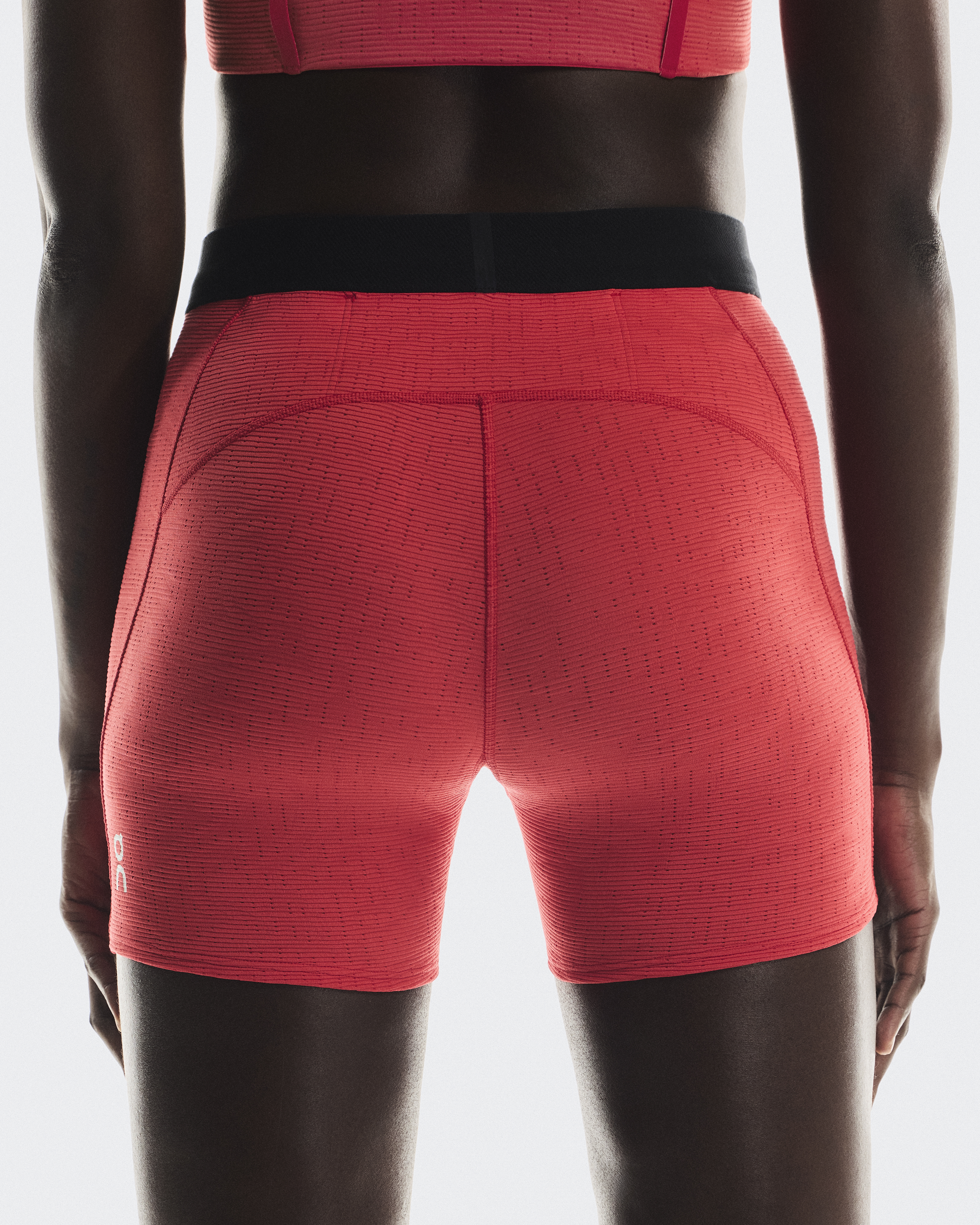 ウィメンズ Pace Tights Short | On 日本