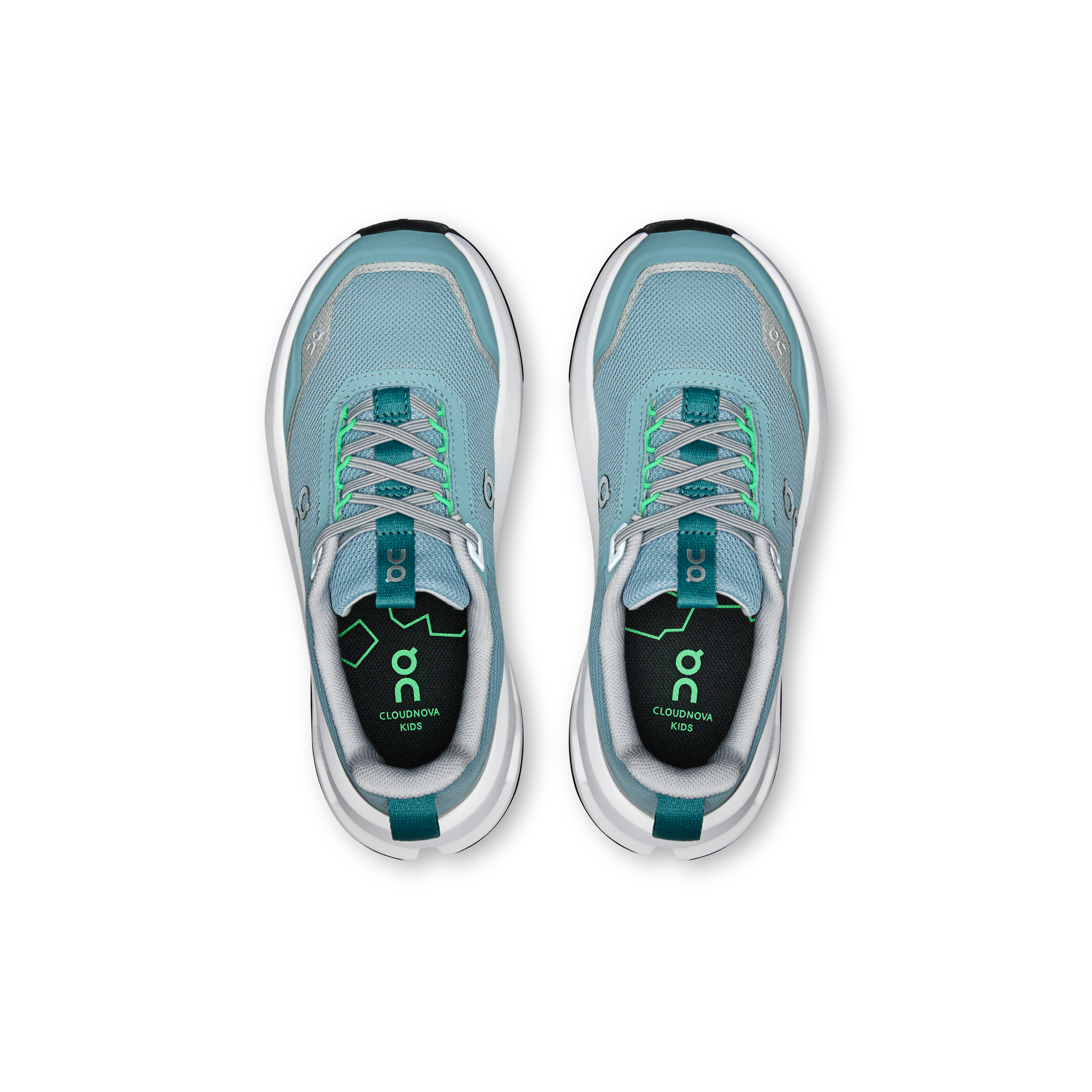 On Cloudnova Kids Wash & White Kids – Multi-purpose, 4-8 year olds, all-day play Shoes