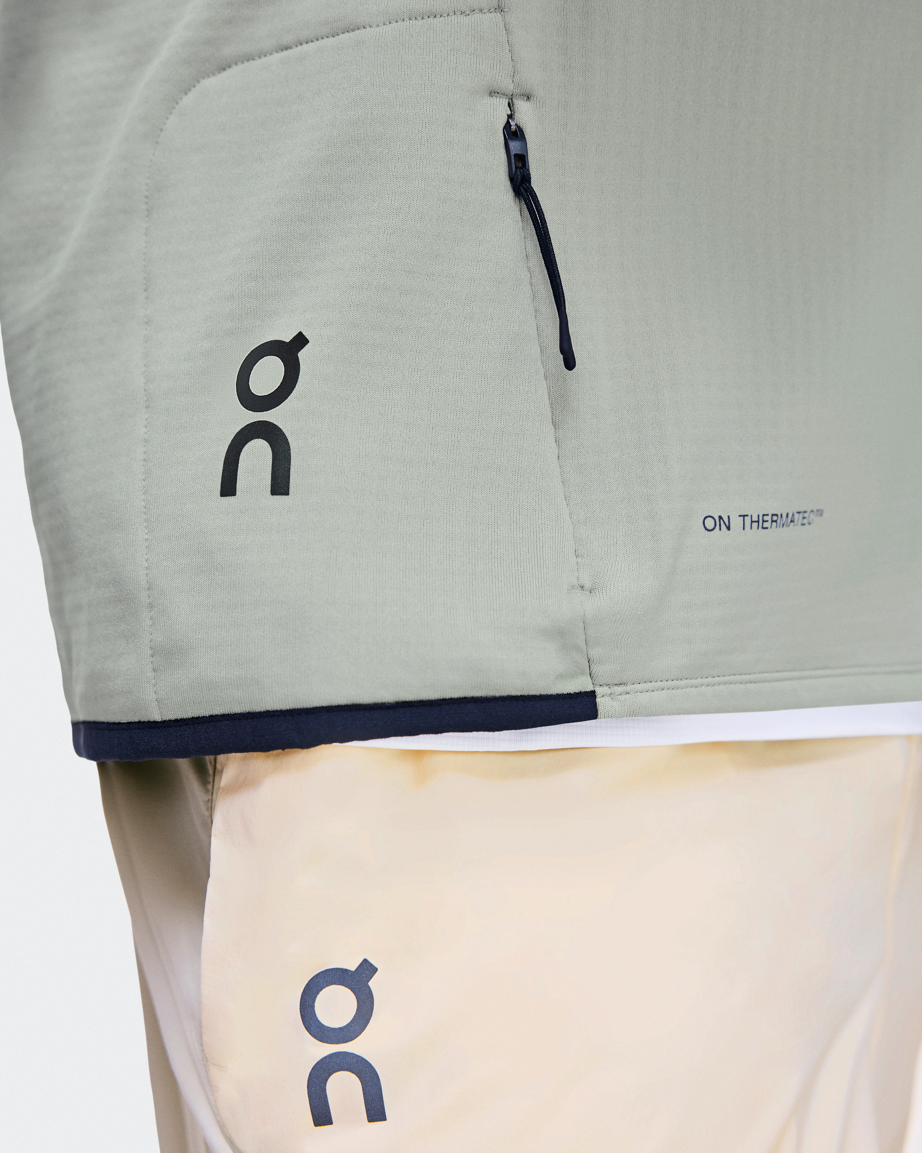 On Climate Zip Hoodie Brume Men Hoodies and sweatshirts