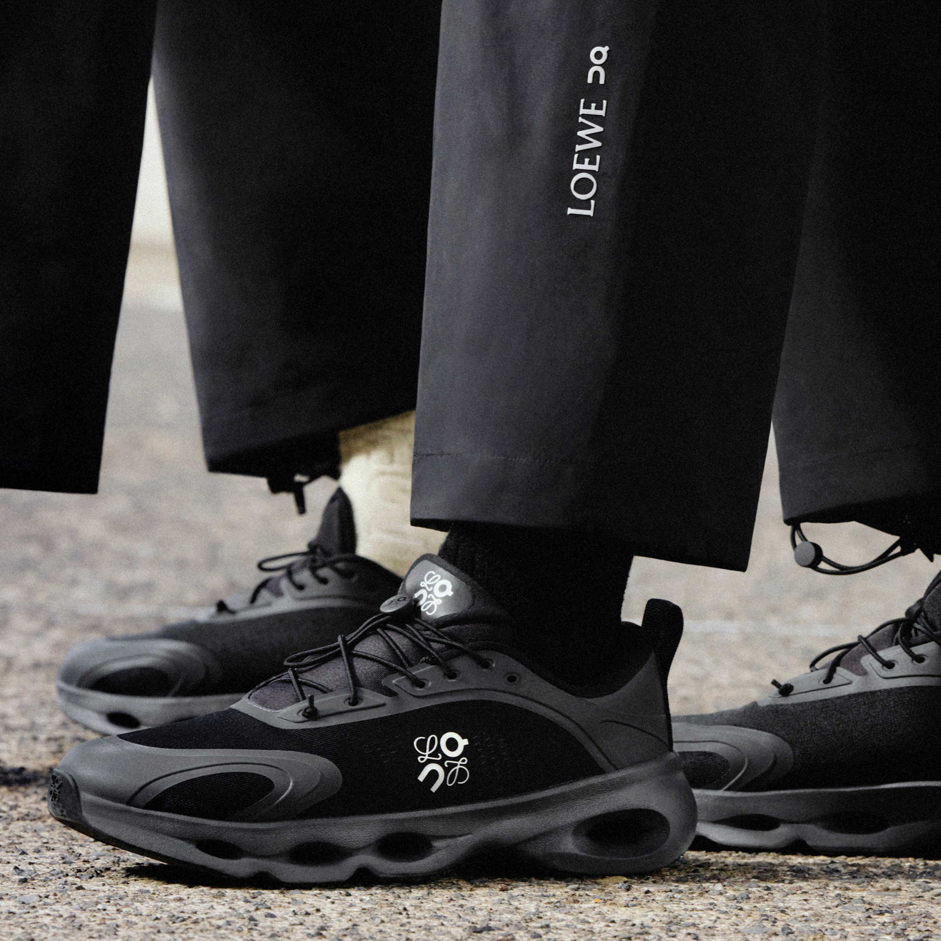 オンのスニーカー女性用 On スニーカー レディース ランニングシューズ オン on Cloud